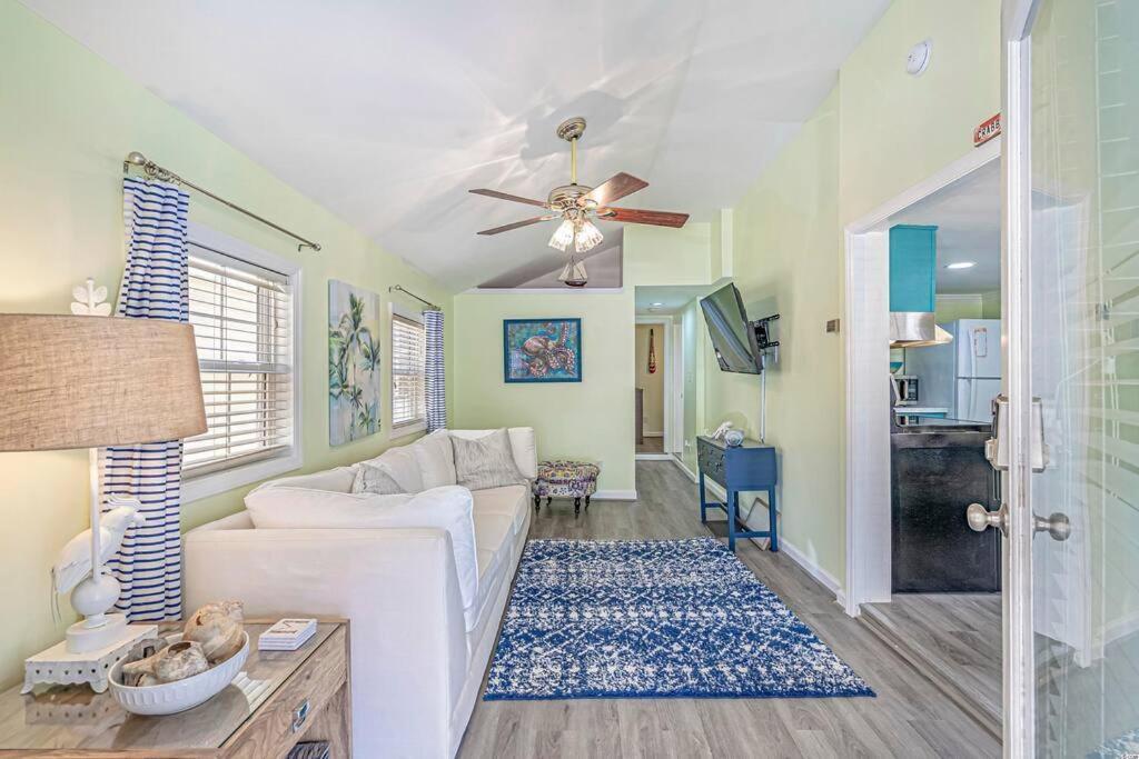 Holiday home 1654 Ocean Lakes Pet Friendly Golf Cart Included-beach Bum *