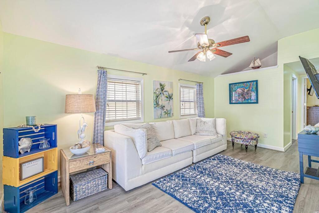 1654 Ocean Lakes Pet Friendly Golf Cart Included-beach Bum Holiday home Myrtle Beach