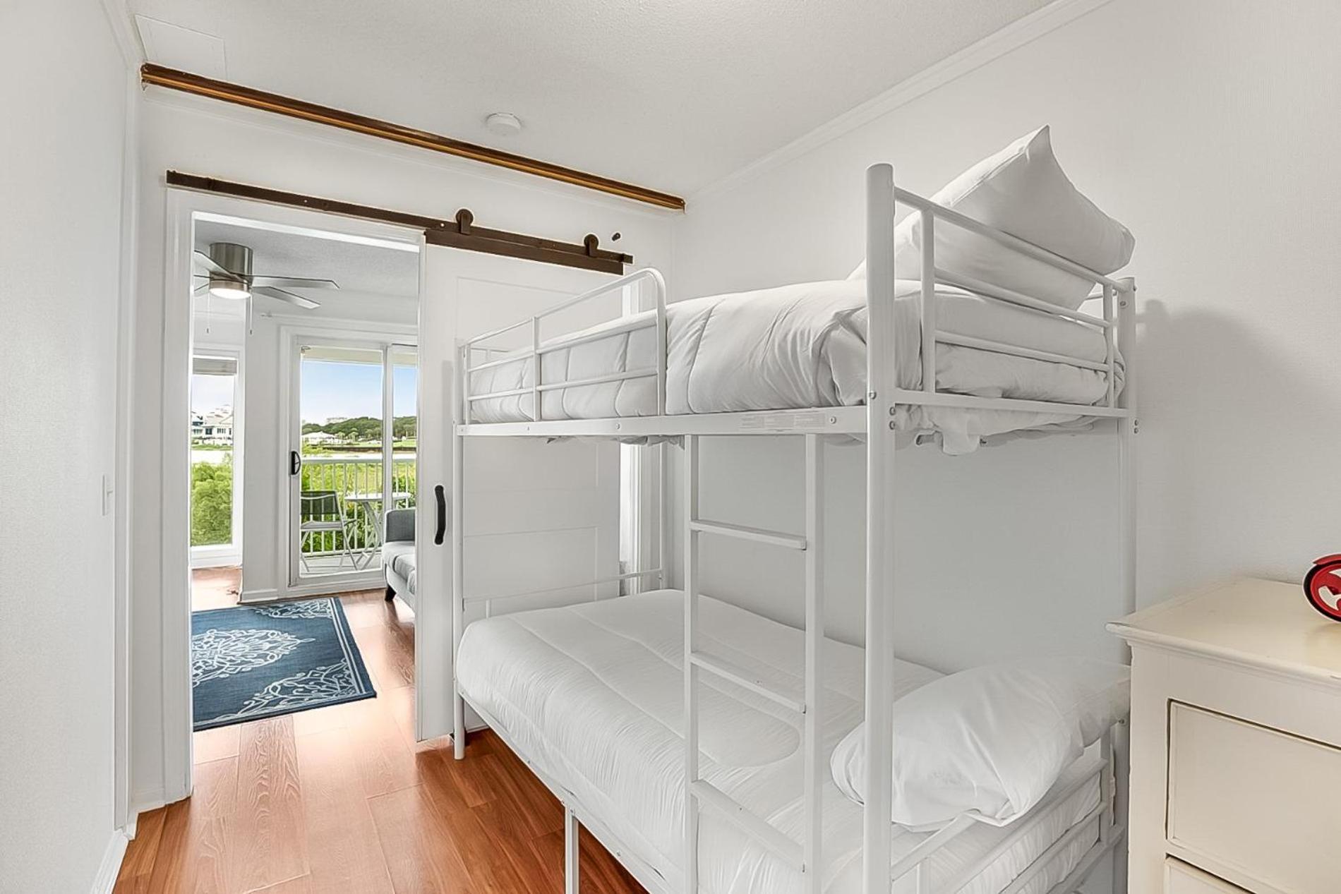 Ocean Sunrise Retreat At Sands Club #112 Holiday home *