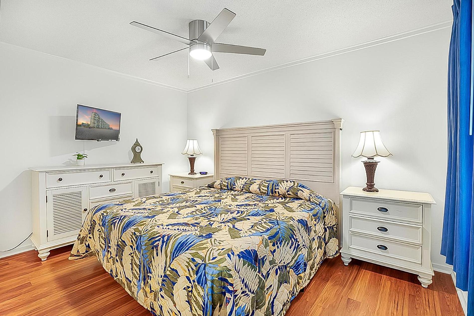 Ocean Sunrise Retreat At Sands Club #112 Holiday home