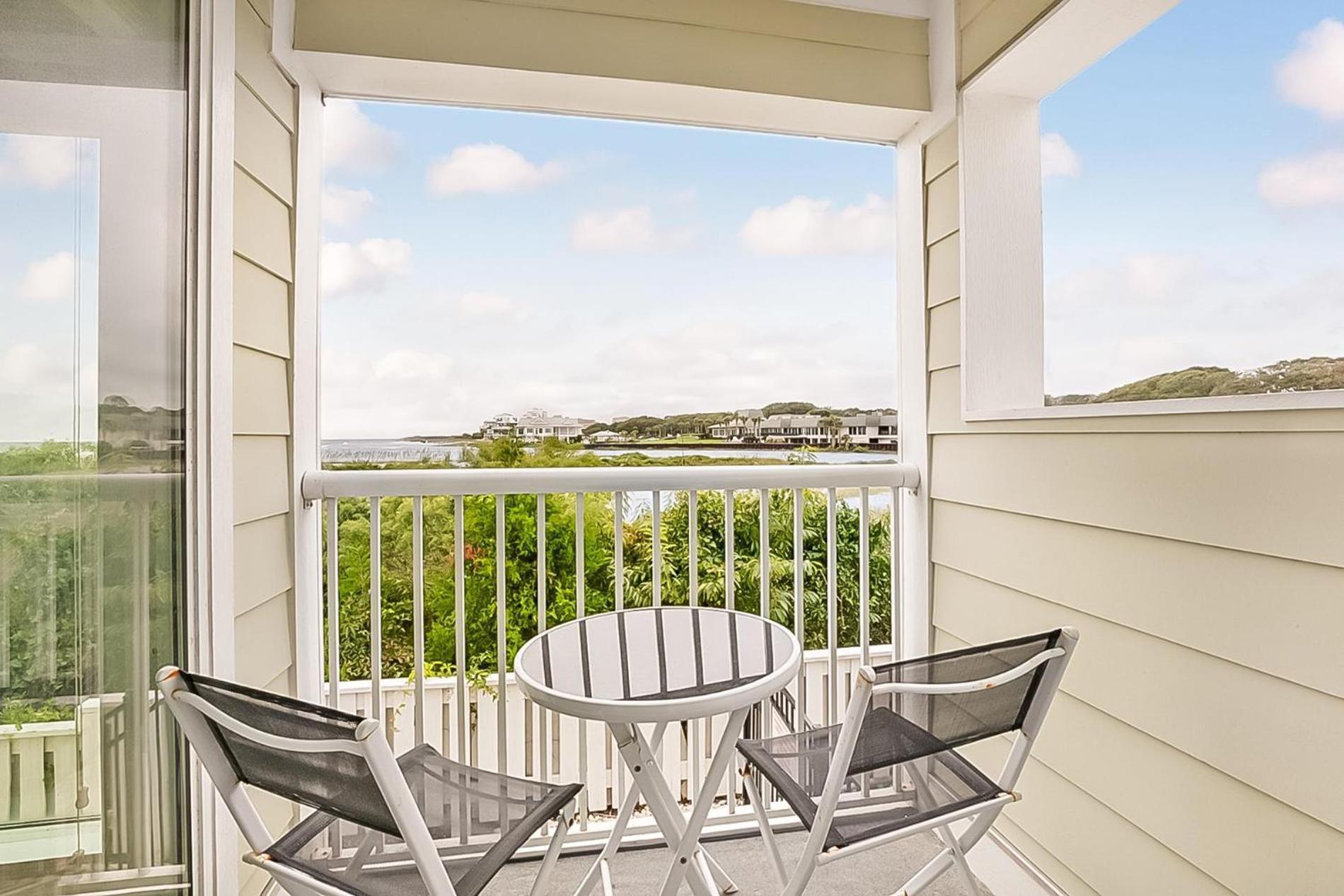 Ocean Sunrise Retreat At Sands Club #112 *
