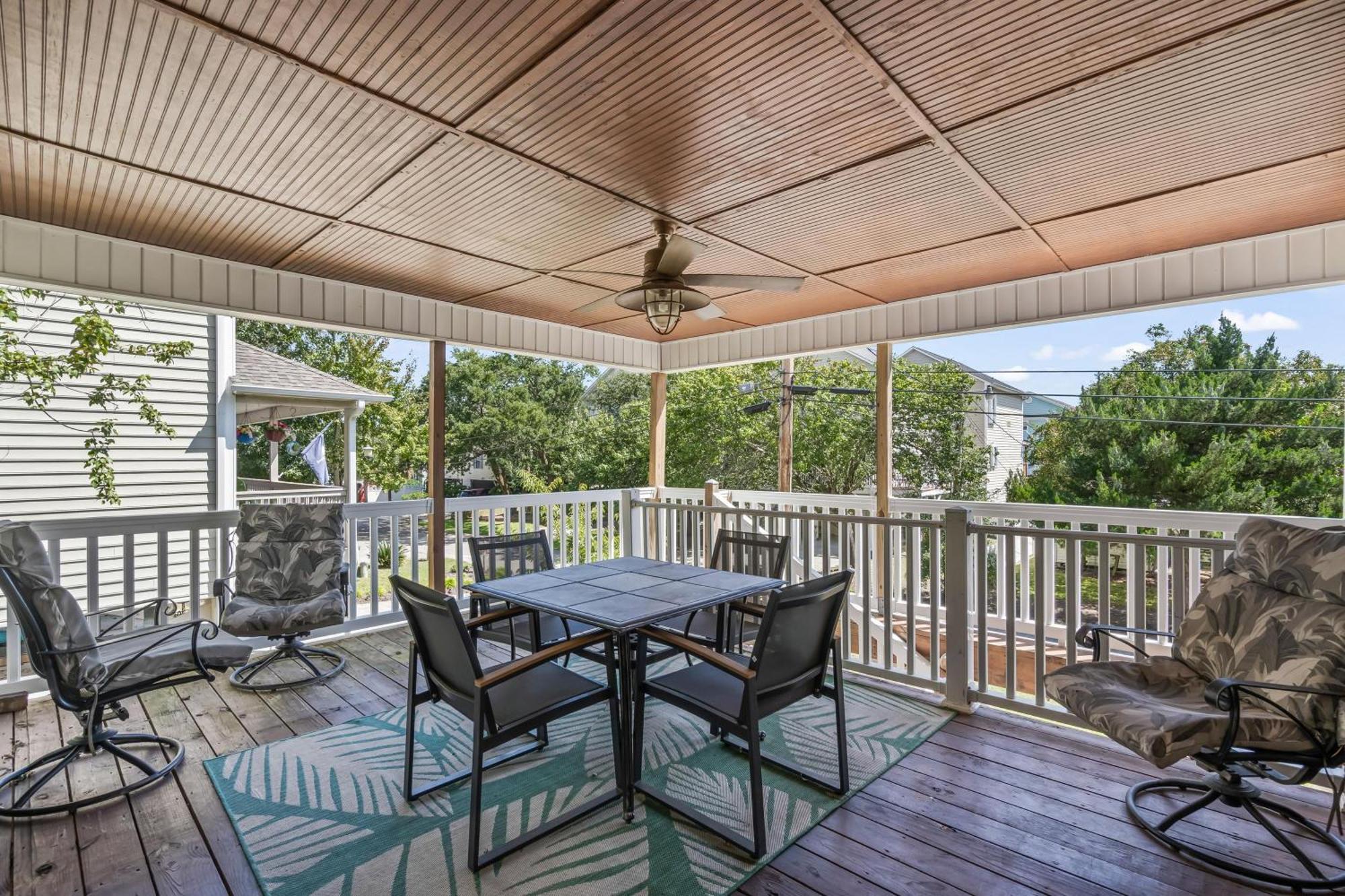 Domingos Bungalow- Surfs Up Holiday home Myrtle Beach