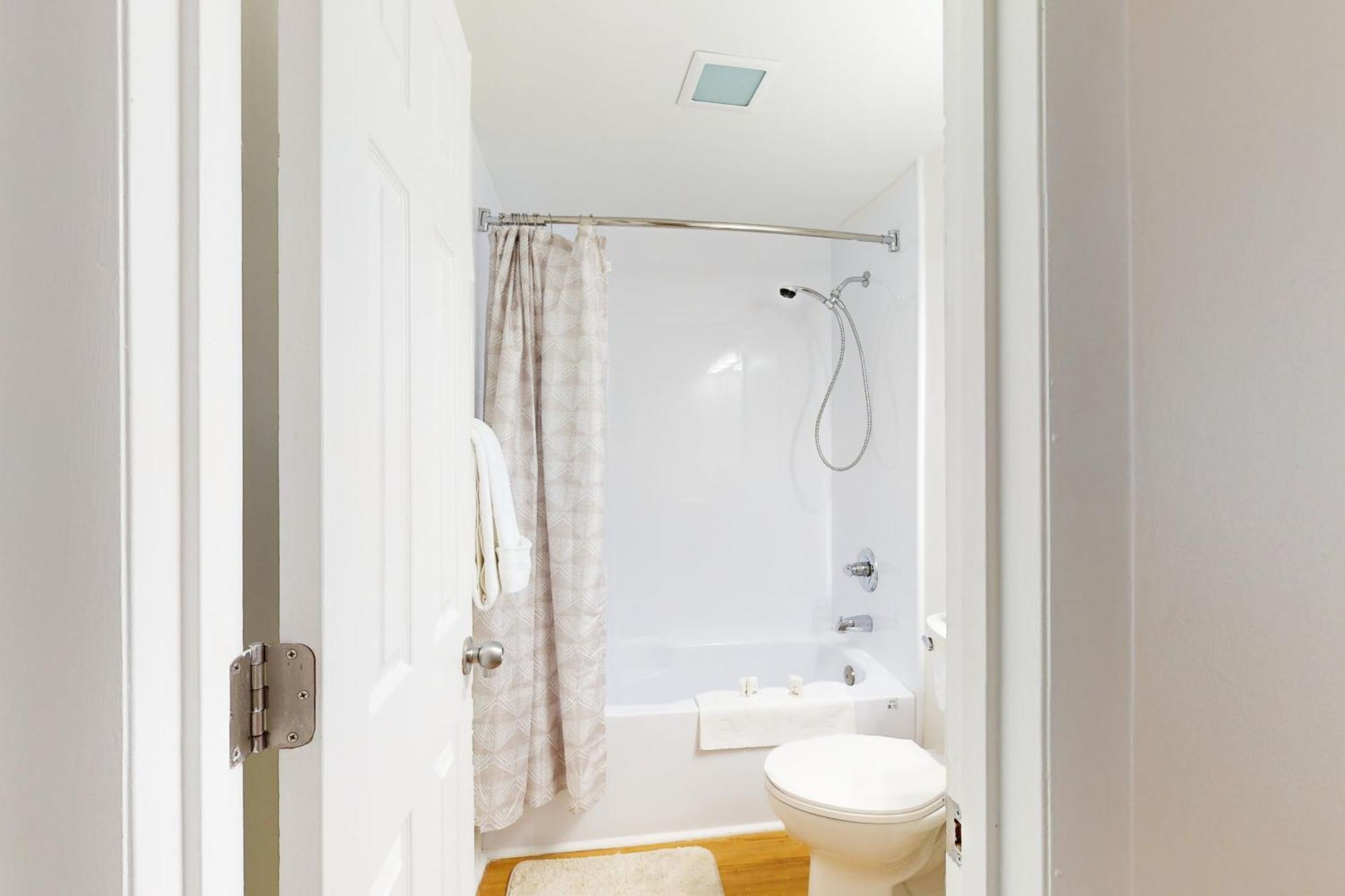 Apartment Renaissance Tower 1114