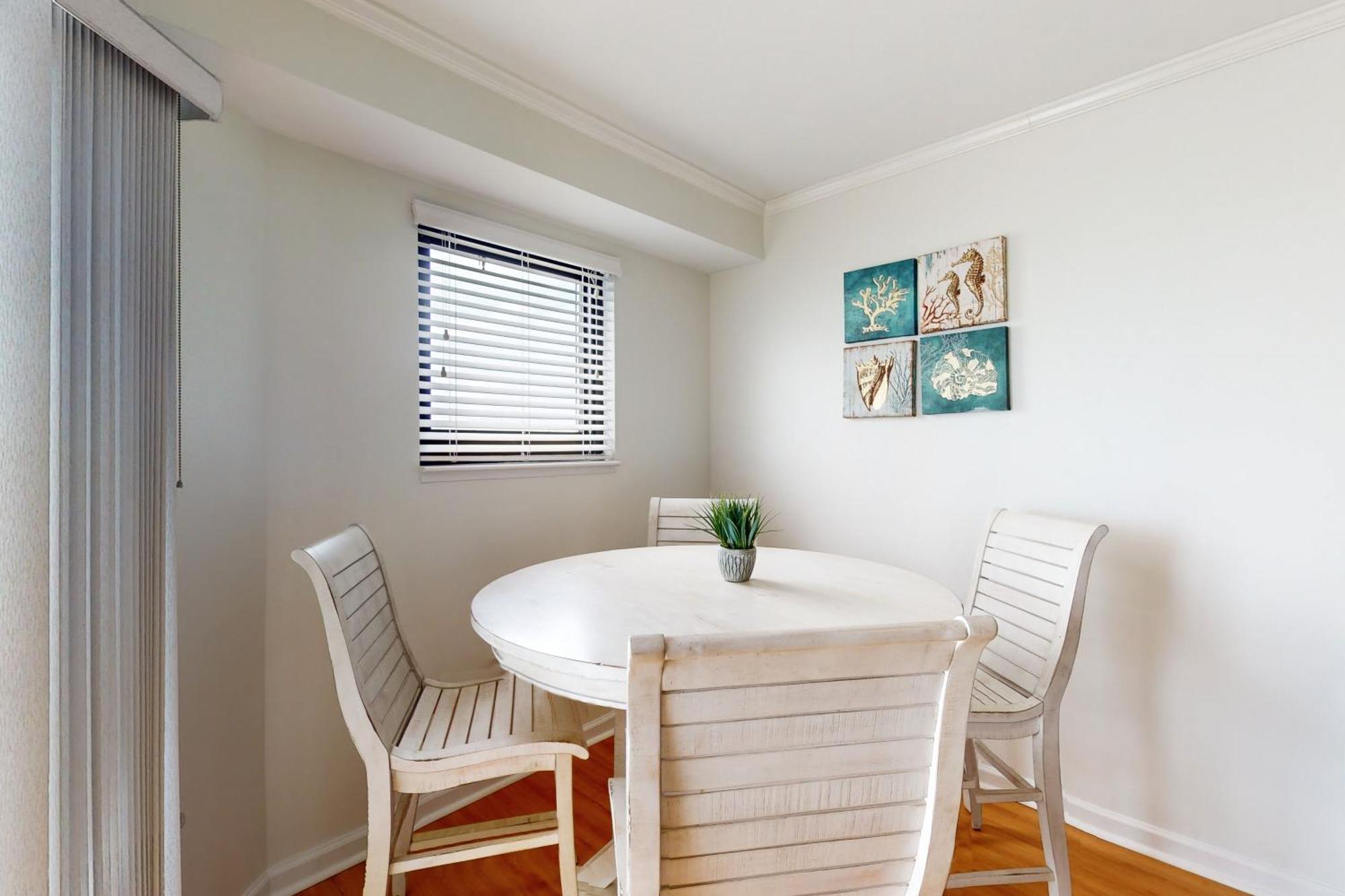 Apartment Renaissance Tower 1114