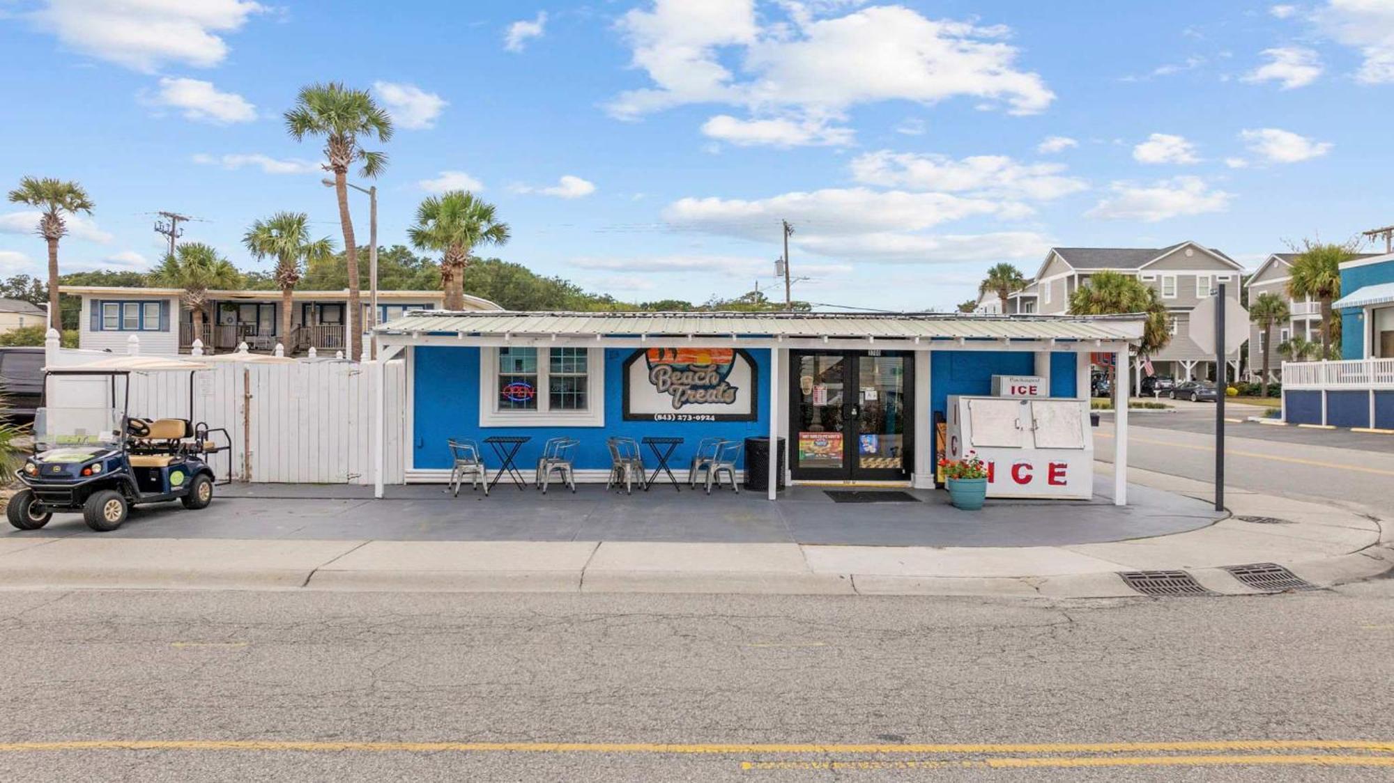 One Block From The Ocean Ocean Pier 2 In Nmb Holiday home