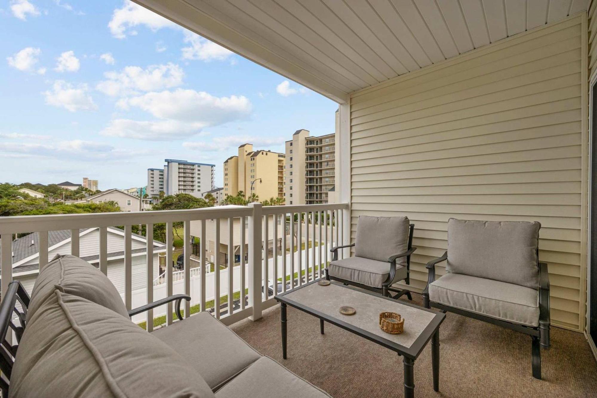 Holiday home One Block From The Ocean Ocean Pier 2 In Nmb *