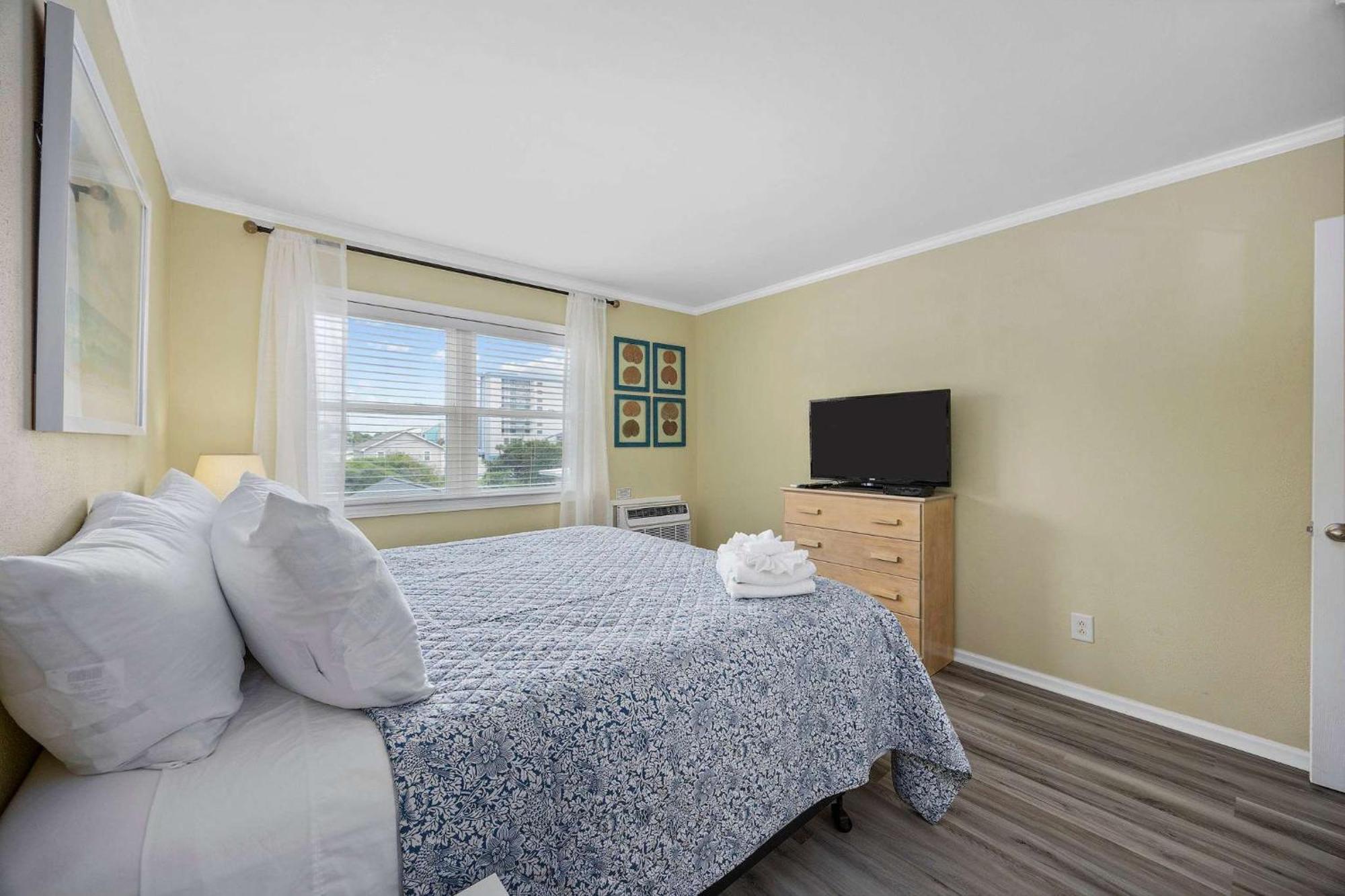 One Block From The Ocean Ocean Pier 2 In Nmb Holiday home Myrtle Beach