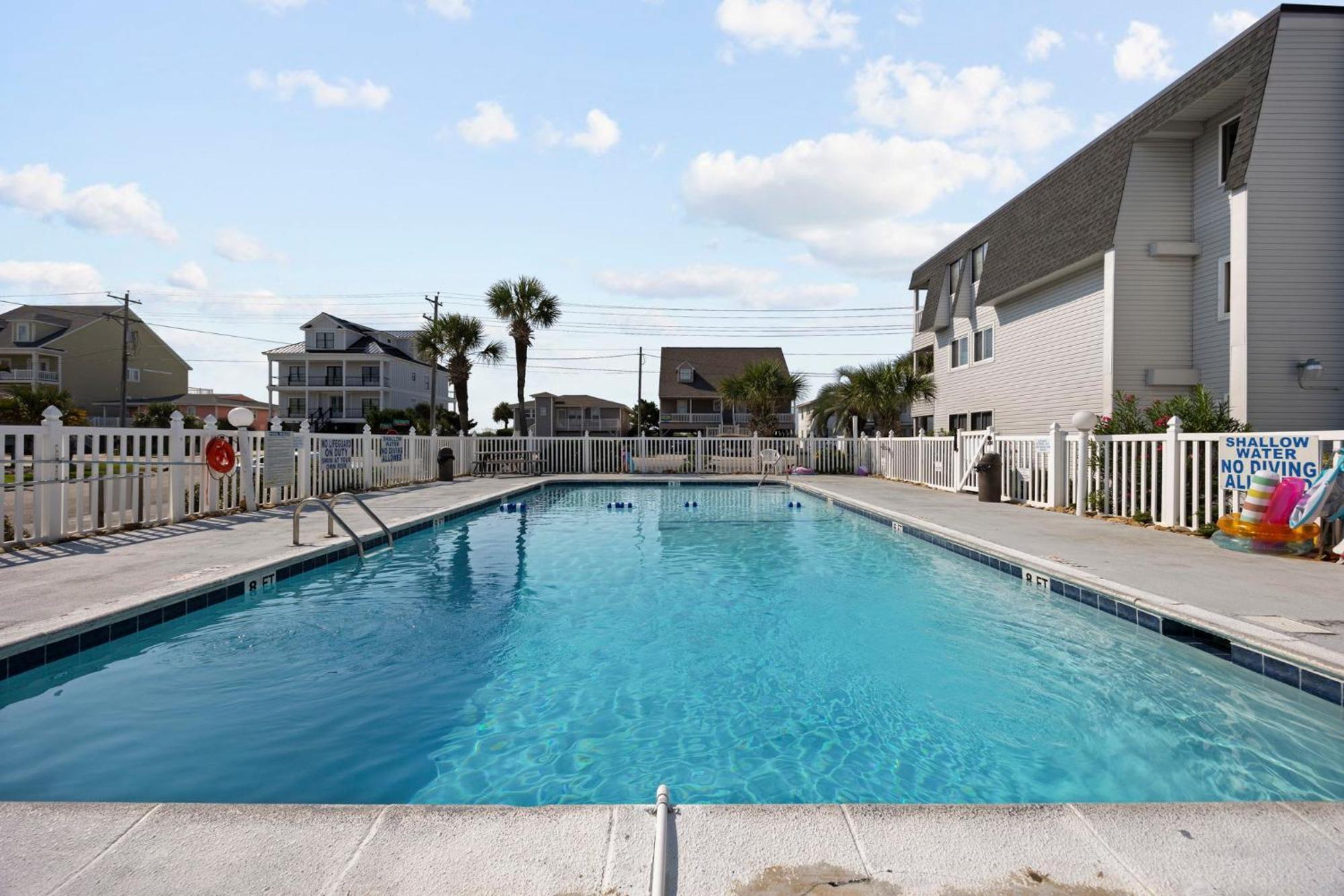 A Place At The Ii - 1 Block From The Ocean Holiday home *