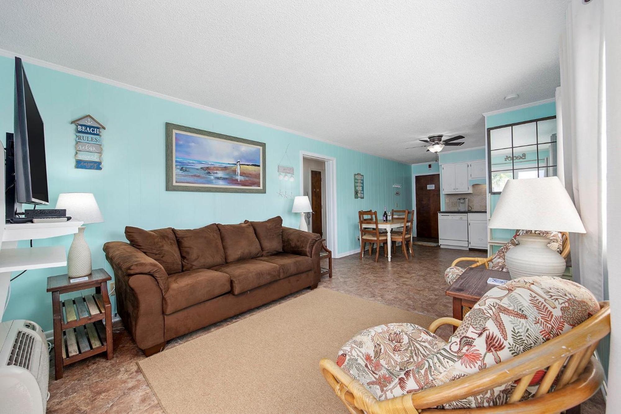 A Place At The Ii - 1 Block From The Ocean Holiday home *
