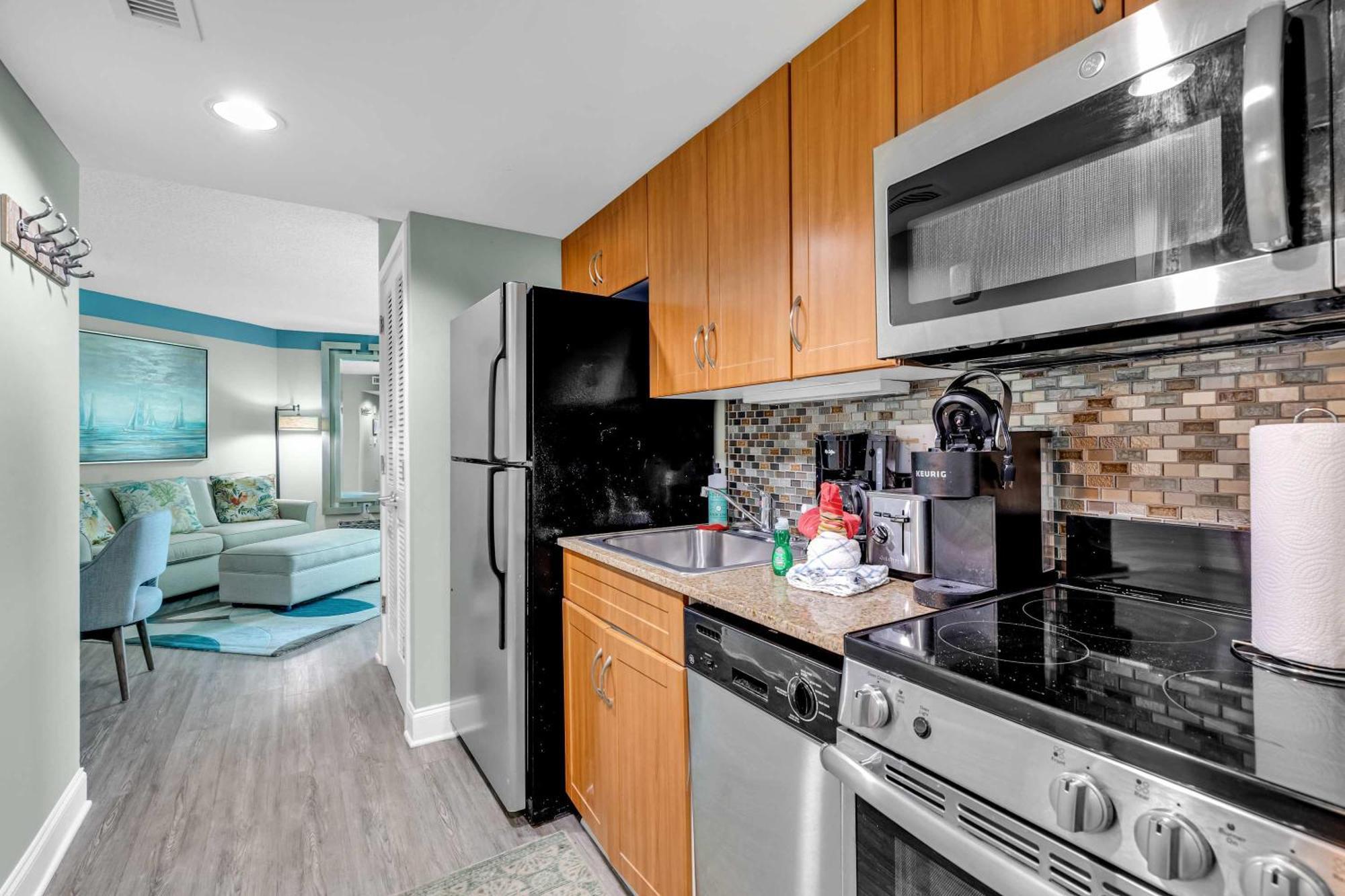 Sandy 1705 - Oceanfront Views Holiday home *
