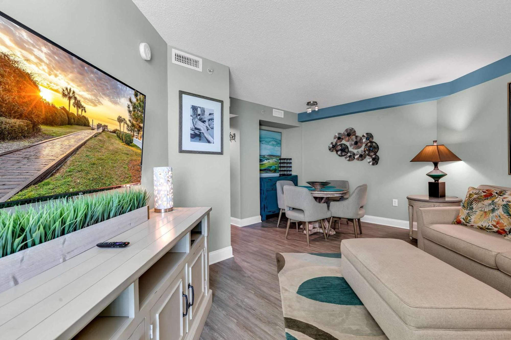 Sandy 1705 - Oceanfront Views