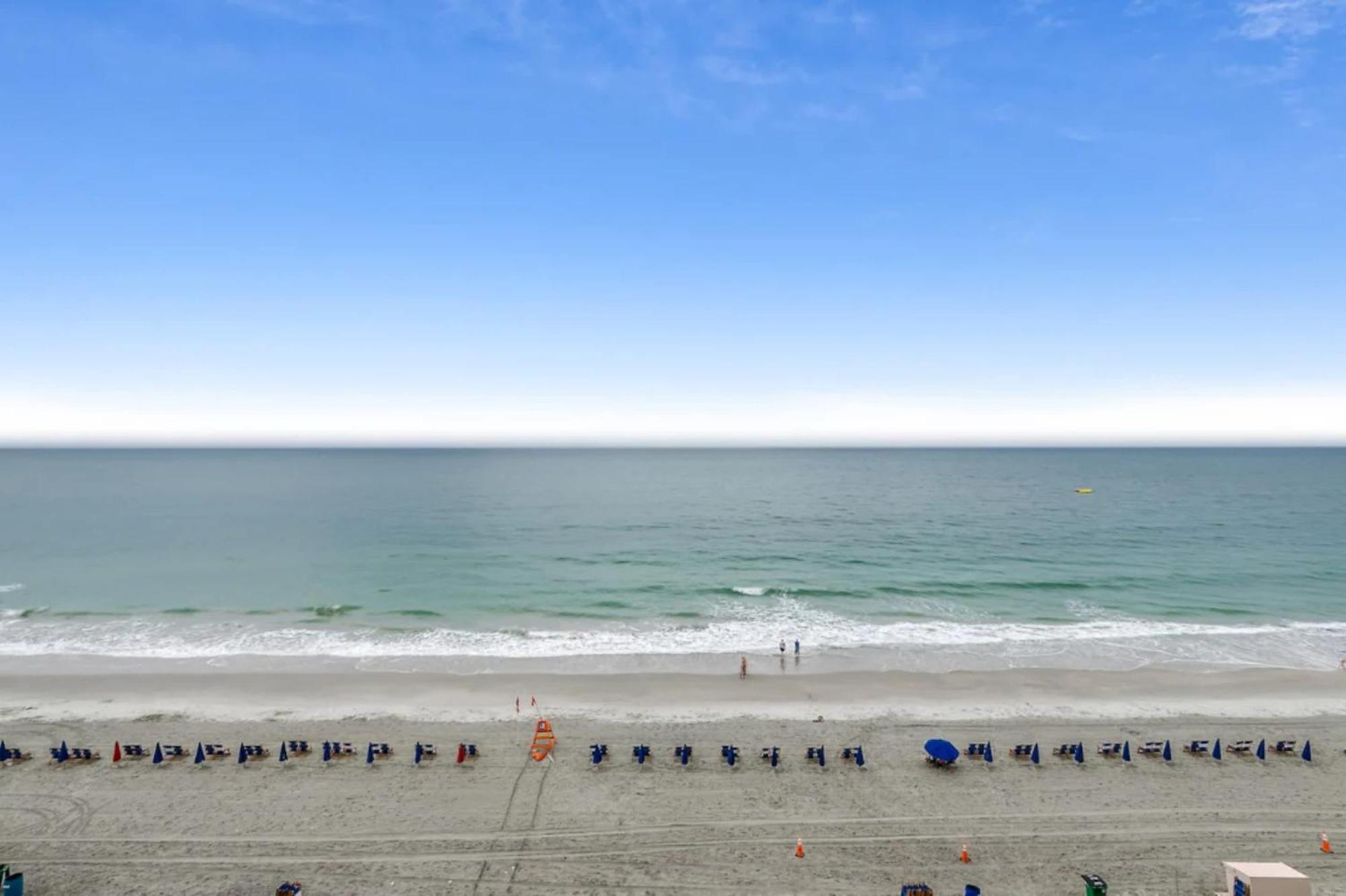 Luxury Oceanfront 3 Bedroom At Sandy Holiday home