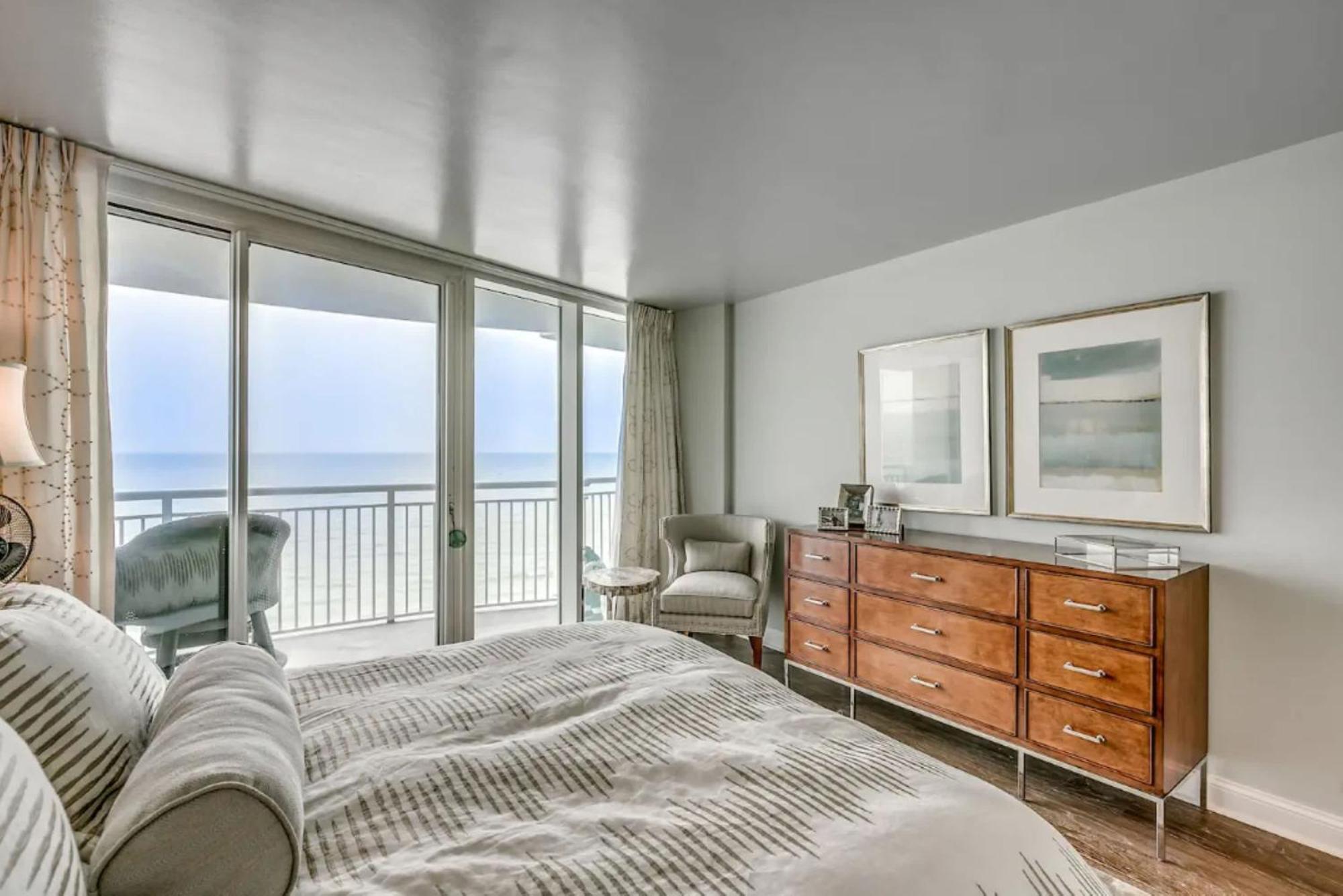 Holiday home Luxury Oceanfront 3 Bedroom At Sandy