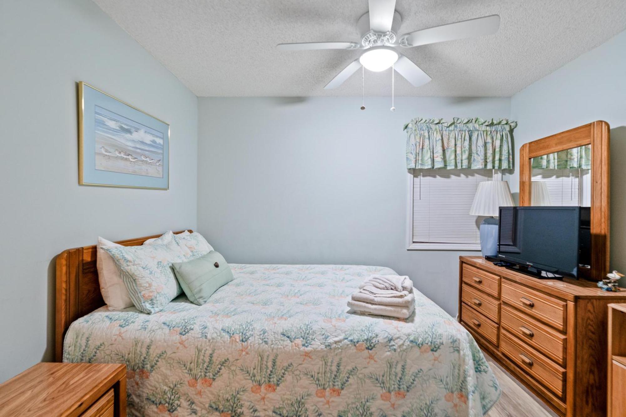 Seascape 207 - Oceanfront - Crescent Section