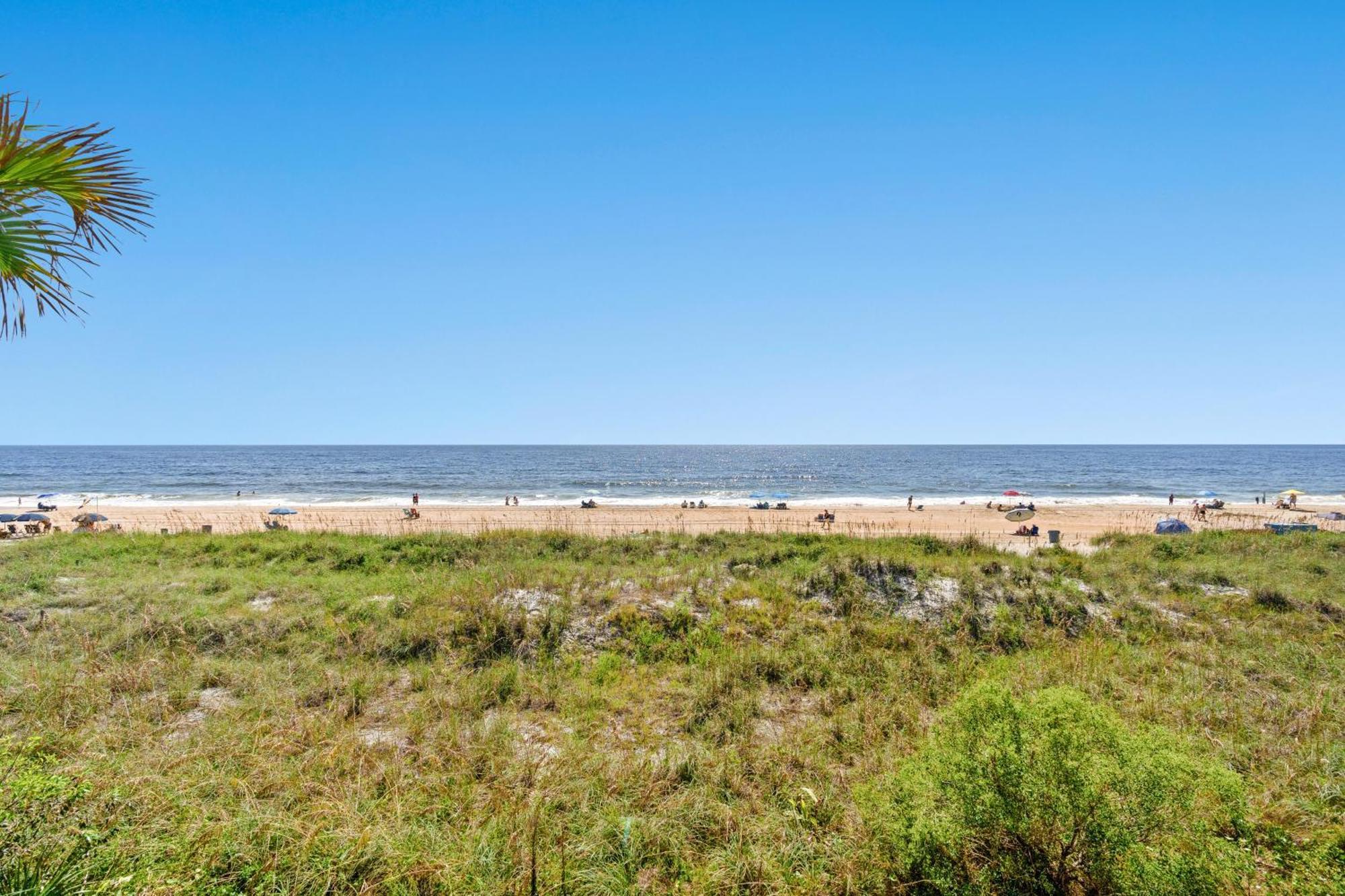 Seascape 207 - Oceanfront - Crescent Section Holiday home Myrtle Beach