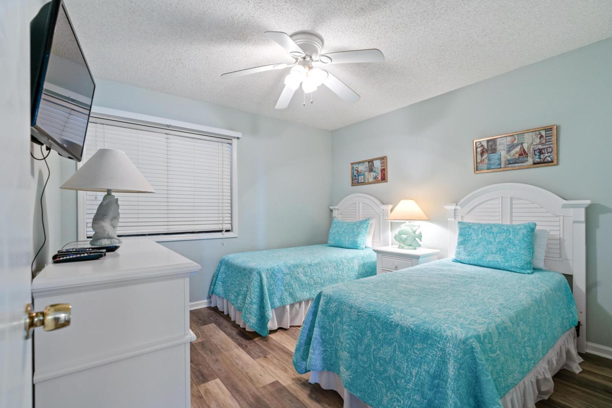 Seascape 207 - Oceanfront - Crescent Section Holiday home