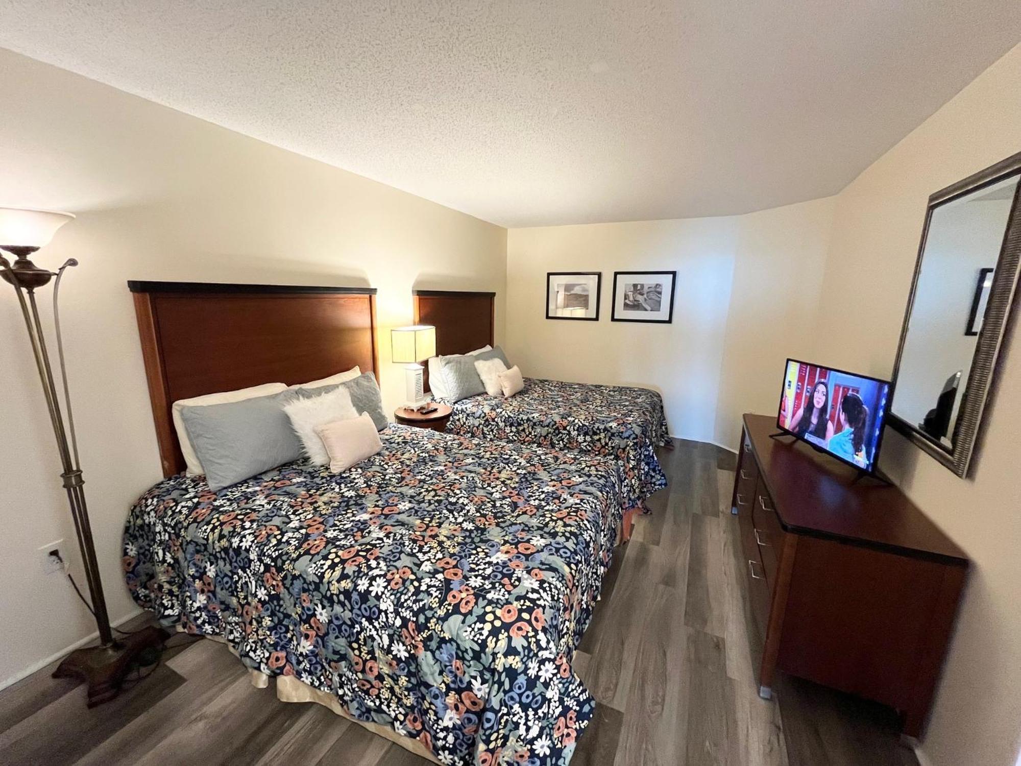 Sandy Aparthotel