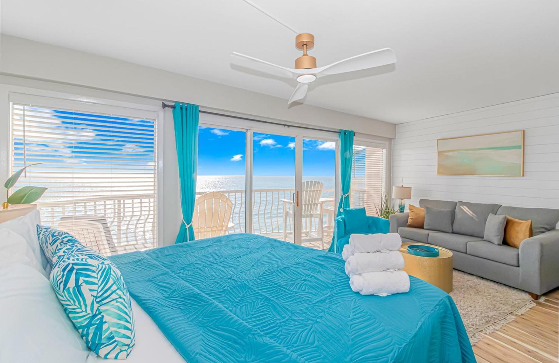 Beautifully Renovated 1 Bedroom Suite! Stunning Oceanfront Views- St Clements 704 Holiday home *