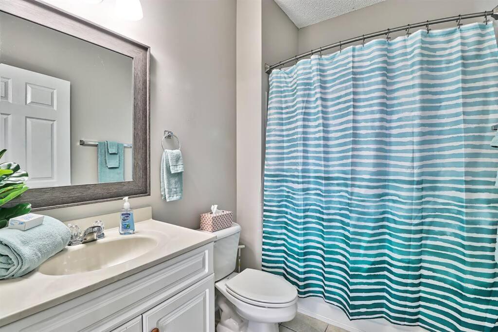 Relaxing 2br Unit With Pool View! Bf 1081 *