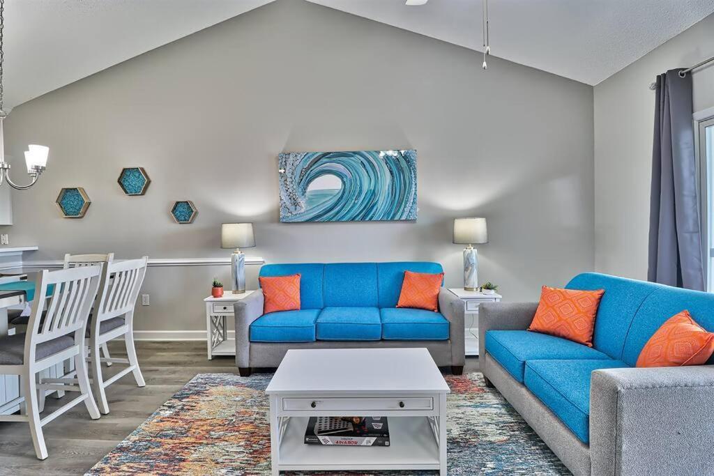 Relaxing 2br Unit With Pool View! Bf 1081 Apartment