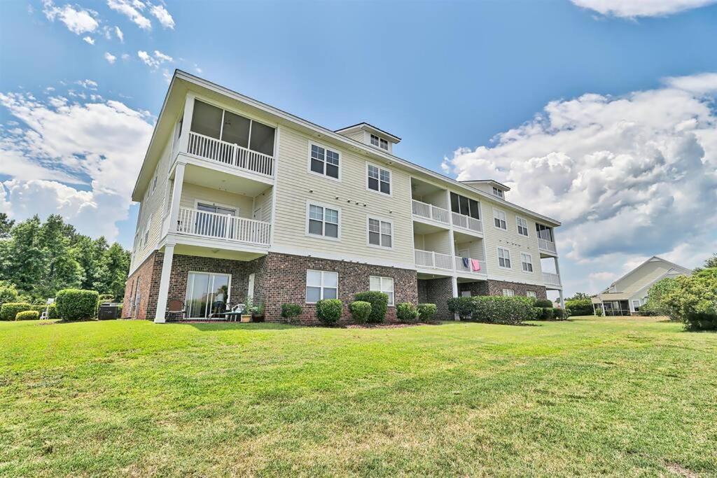Apartment Relaxing 2br Unit With Pool View! Bf 1081 *
