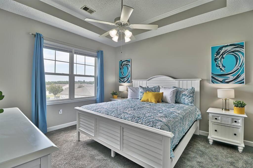 Relaxing 2br Unit With Pool View! Bf 1081 Apartment *