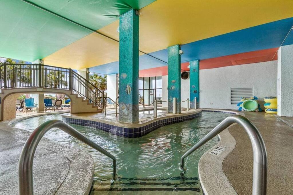 Apartment Beautiful & Comfy Oceanfront Suite! Mb 621