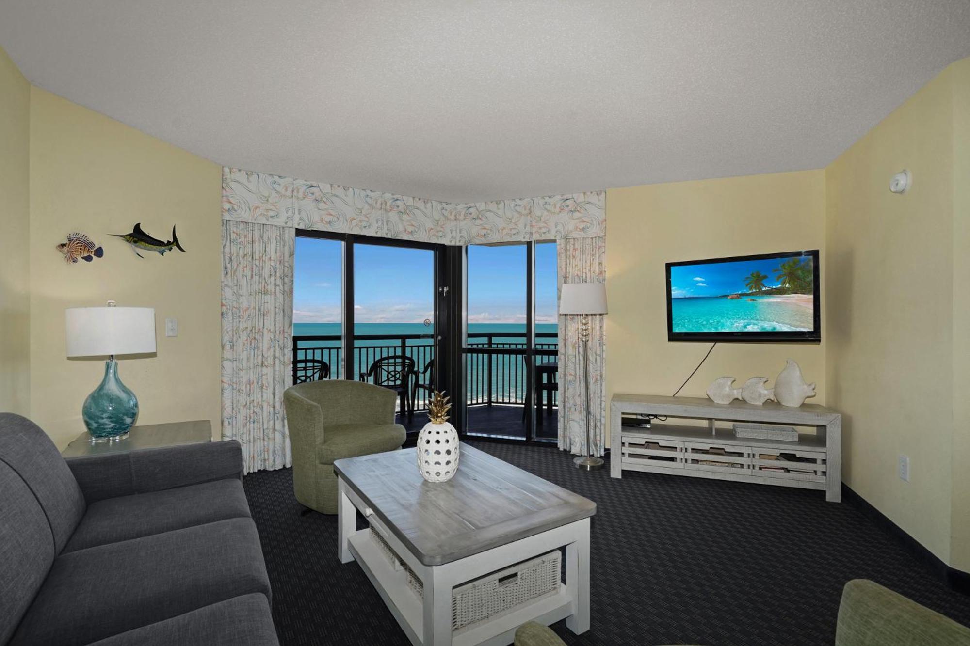 Holiday home Ocean Reef Resort, Unit 826, 4 Bedroom, 3 Bath, Direct Oceanfront