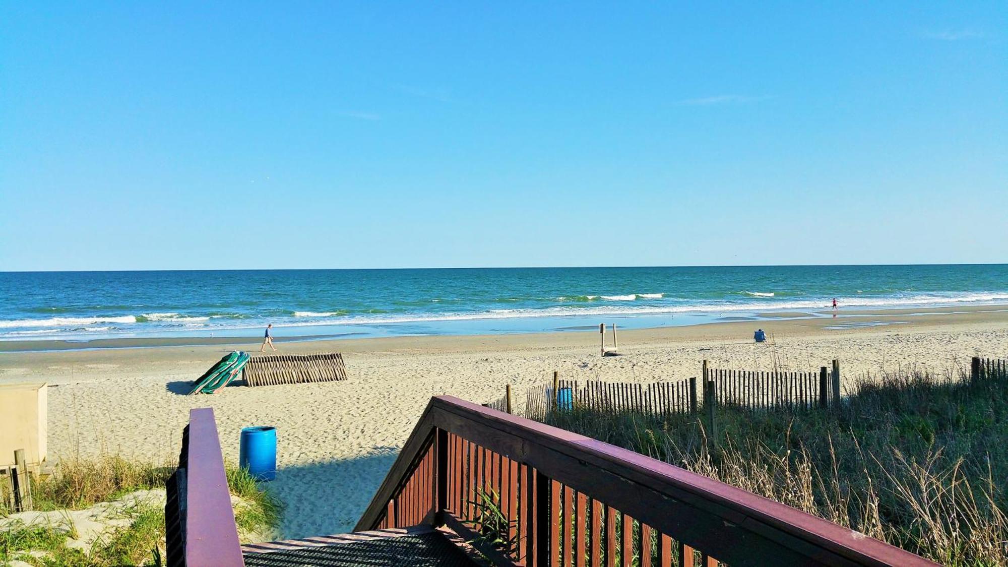 Holiday home Ocean Reef Resort, Unit 826, 4 Bedroom, 3 Bath, Direct Oceanfront