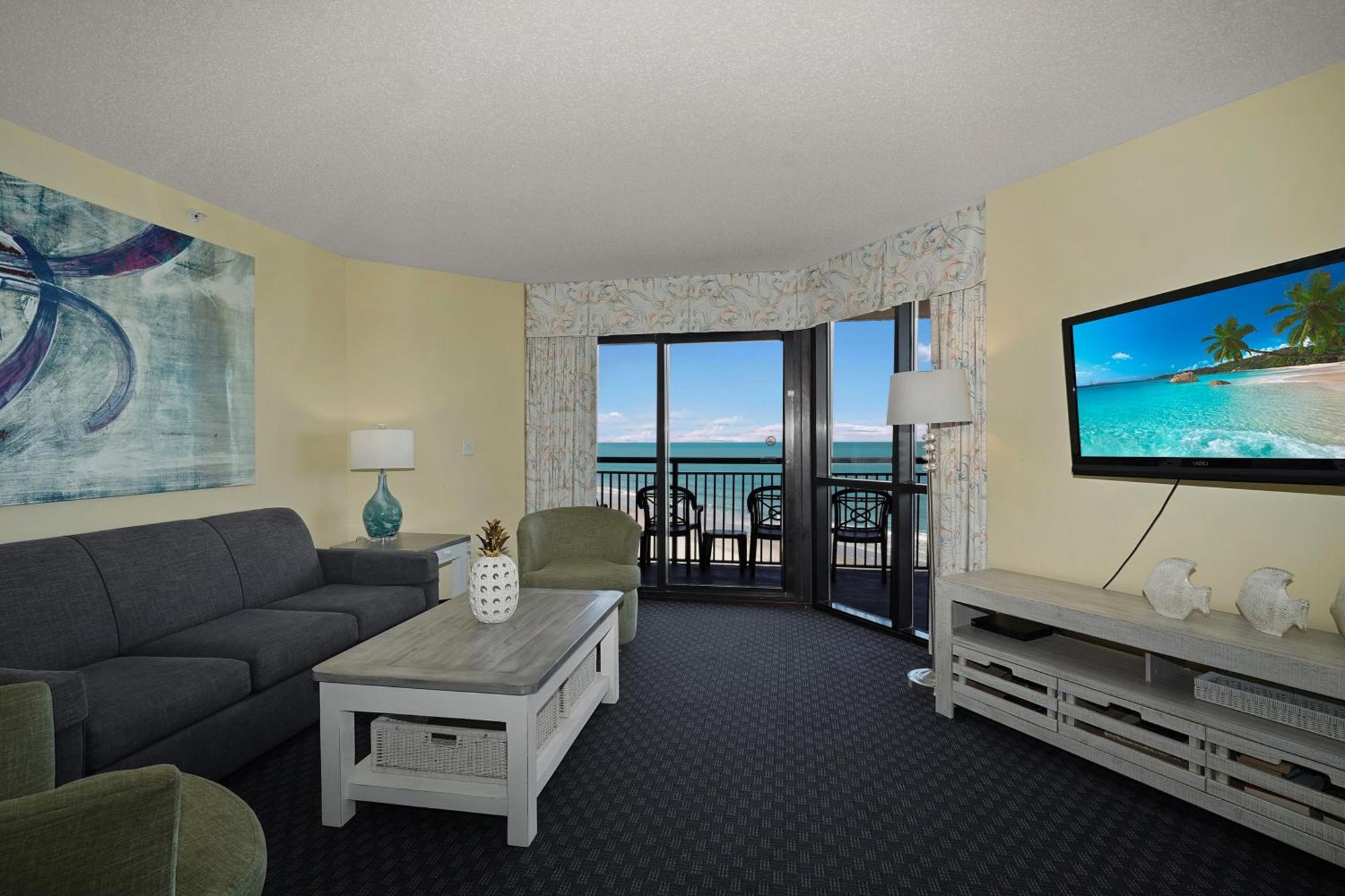 Ocean Reef Resort, Unit 826, 4 Bedroom, 3 Bath, Direct Oceanfront *