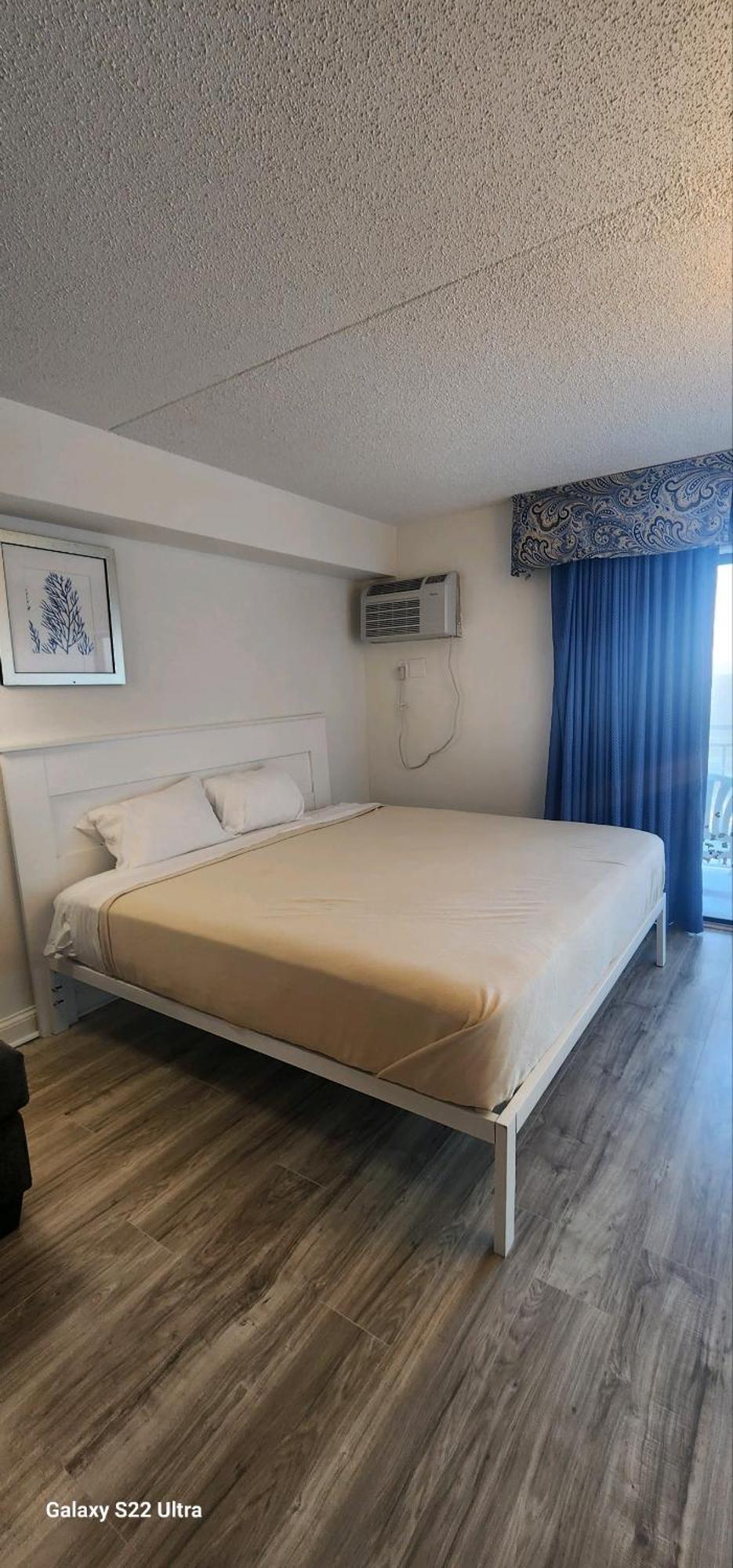 Oceanfront Efficiency T702 Apartment Myrtle Beach