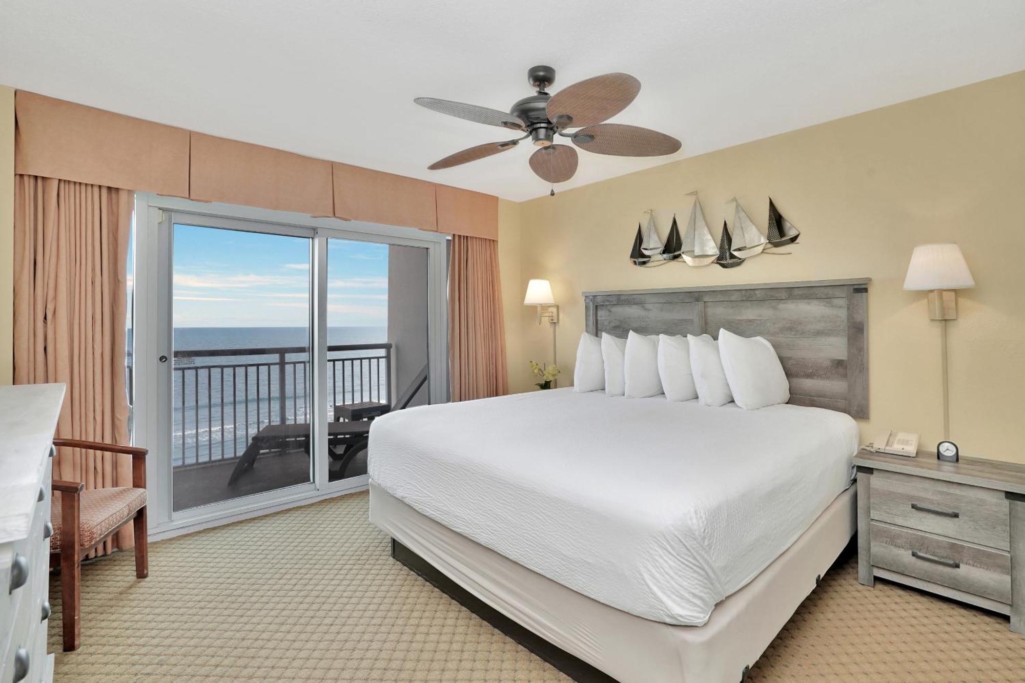 Direct Oceanfront, Unit 701, 4 Bedroom, 3 Bath, * Myrtle Beach