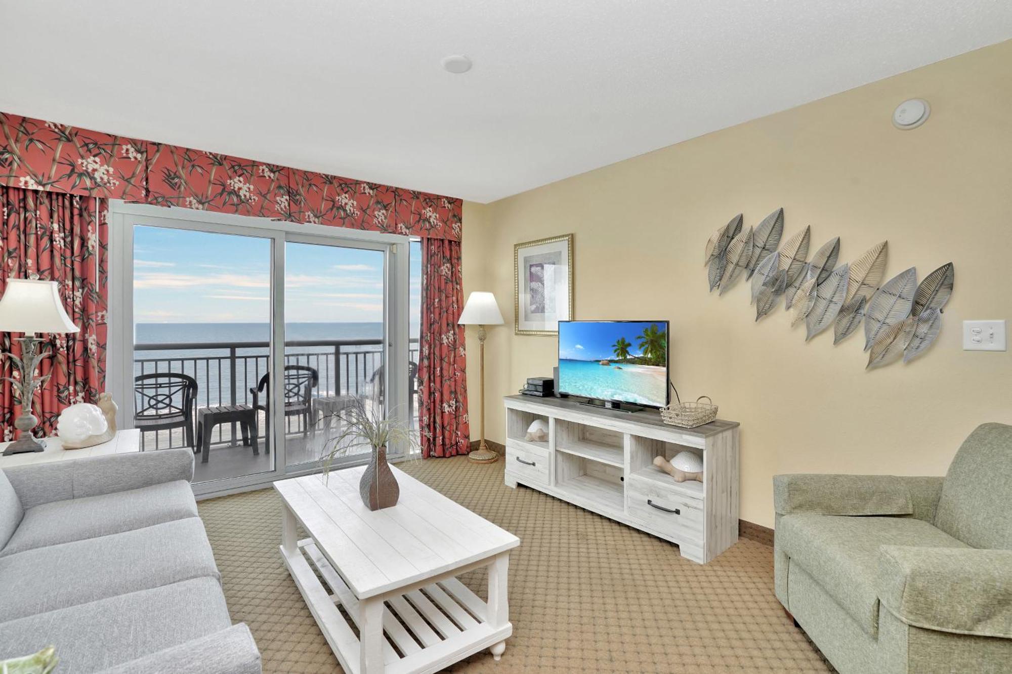 Direct Oceanfront, Unit 701, 4 Bedroom, 3 Bath, Holiday home *