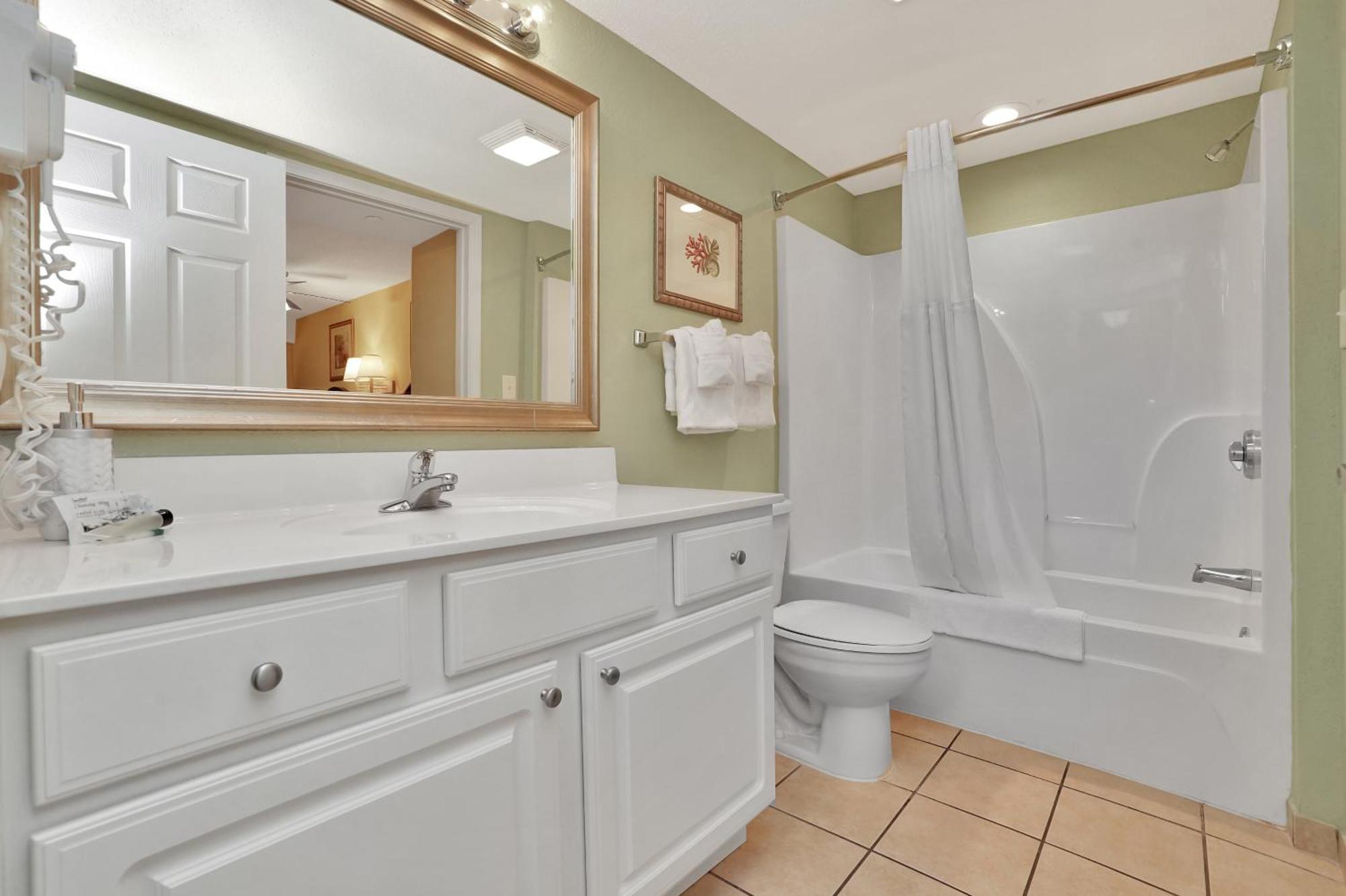 Holiday home Direct Oceanfront, Unit 701, 4 Bedroom, 3 Bath, *