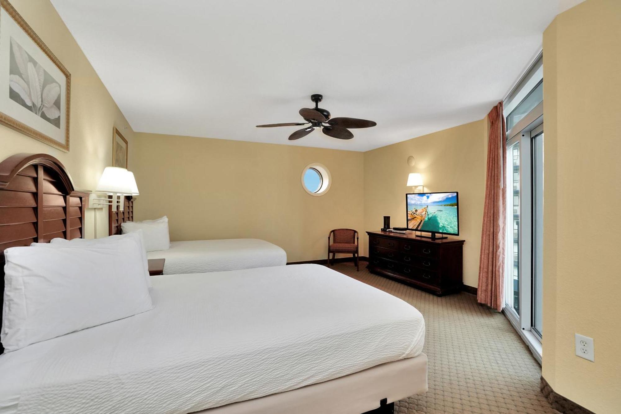 Direct Oceanfront, Unit 701, 4 Bedroom, 3 Bath, *