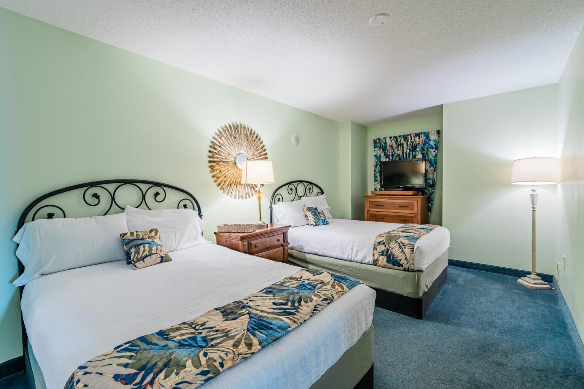 Paradise Resort, Unit 802, 4 Bedroom, 3 Bath, Direct Oceanfront