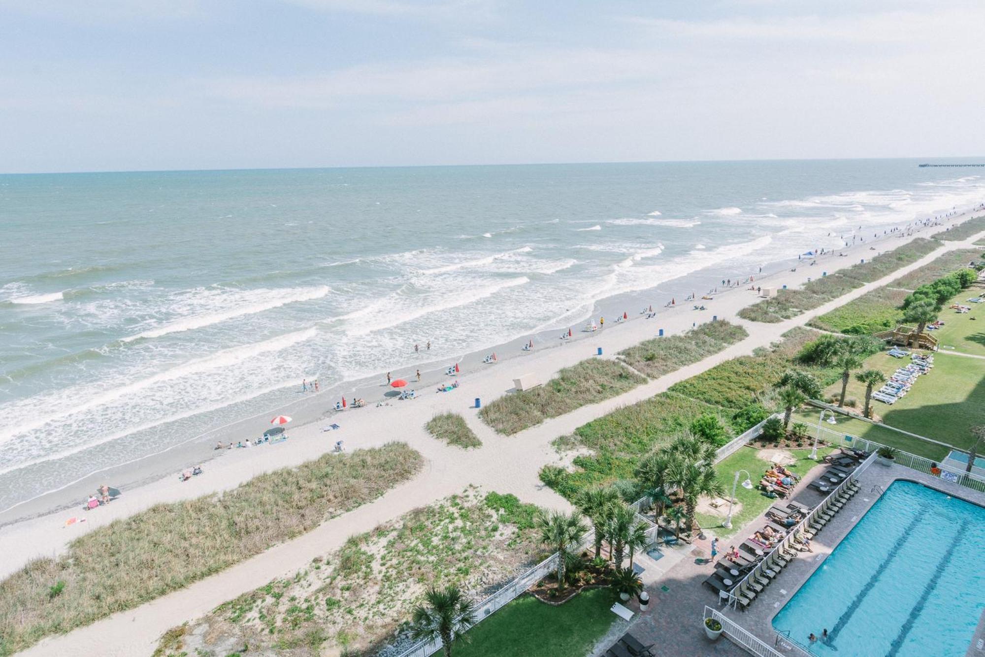 Paradise Resort, Unit 802, 4 Bedroom, 3 Bath, Direct Oceanfront Holiday home