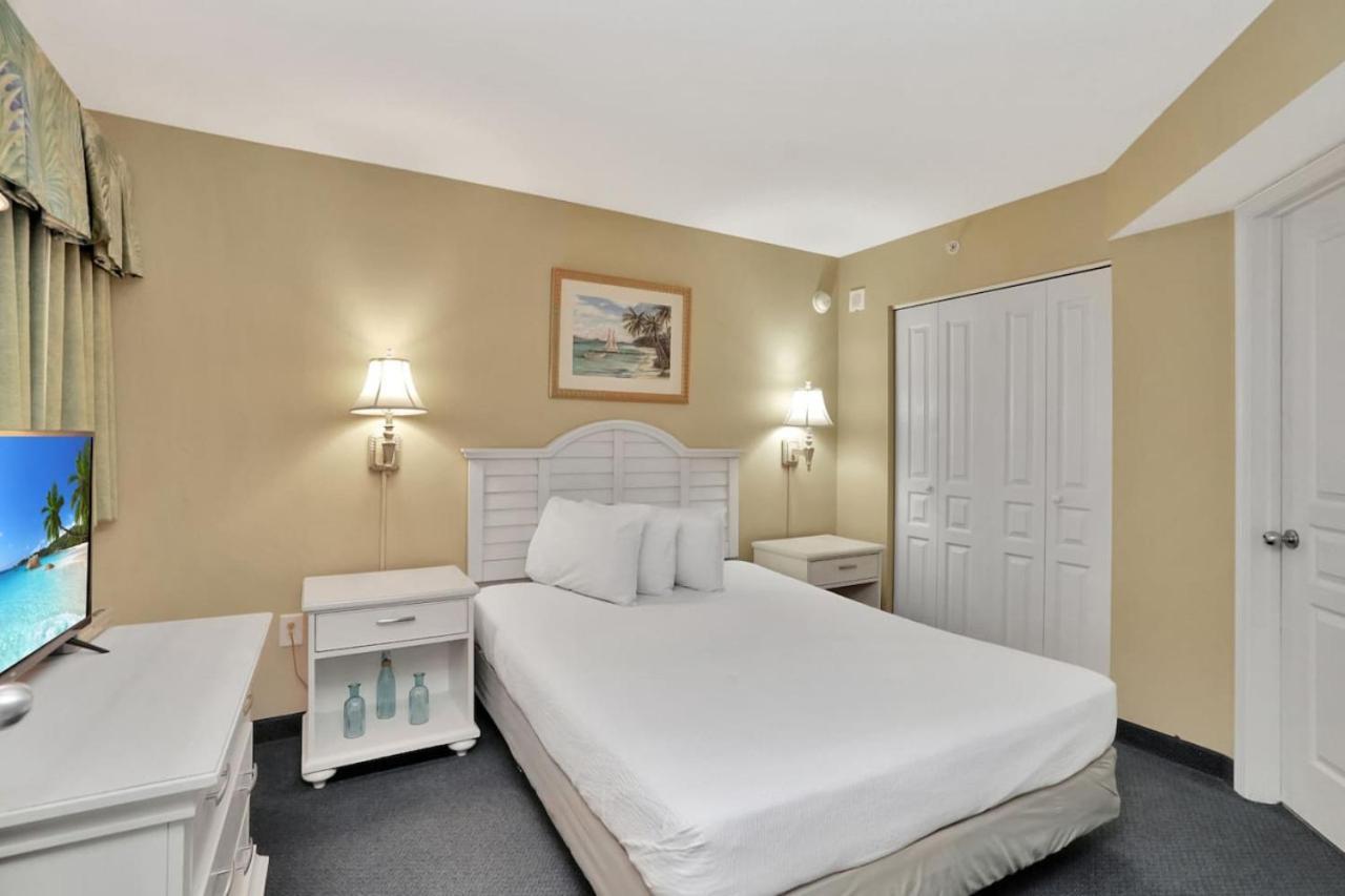 Holiday home Ocean Reef Resort, Unit 1226, 4 Bedroom, 3 Bath, Direct Oceanfront