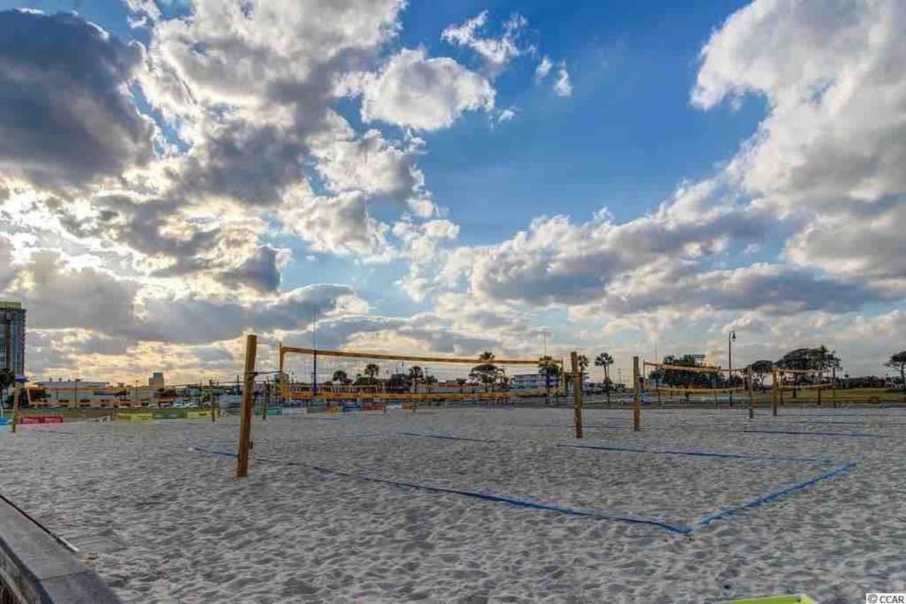 Ocean Reef Resort, Unit 1226, 4 Bedroom, 3 Bath, Direct Oceanfront Holiday home