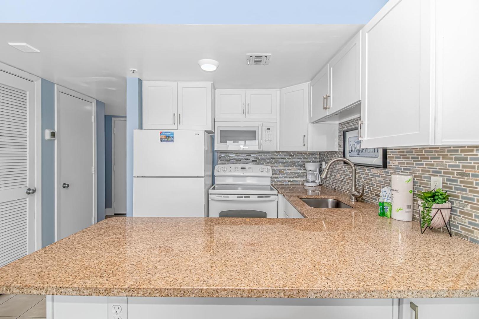 Updated 2 Bedroom Condo-breathtaking Oceanfront Views- Palace 2101 And 2102 * Myrtle Beach