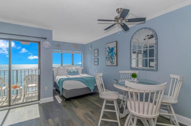 Updated 2 Bedroom Condo-breathtaking Oceanfront Views- Palace 2101 And 2102