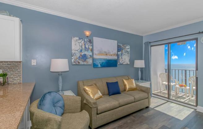 Updated 2 Bedroom Condo-breathtaking Oceanfront Views- Palace 2101 And 2102 Holiday home Myrtle Beach