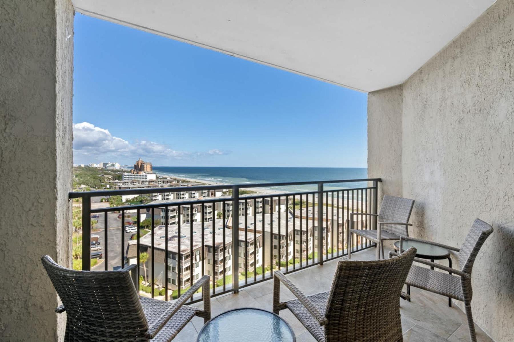 Ocean Forest Plaza 1101 - Oceanview Apartment