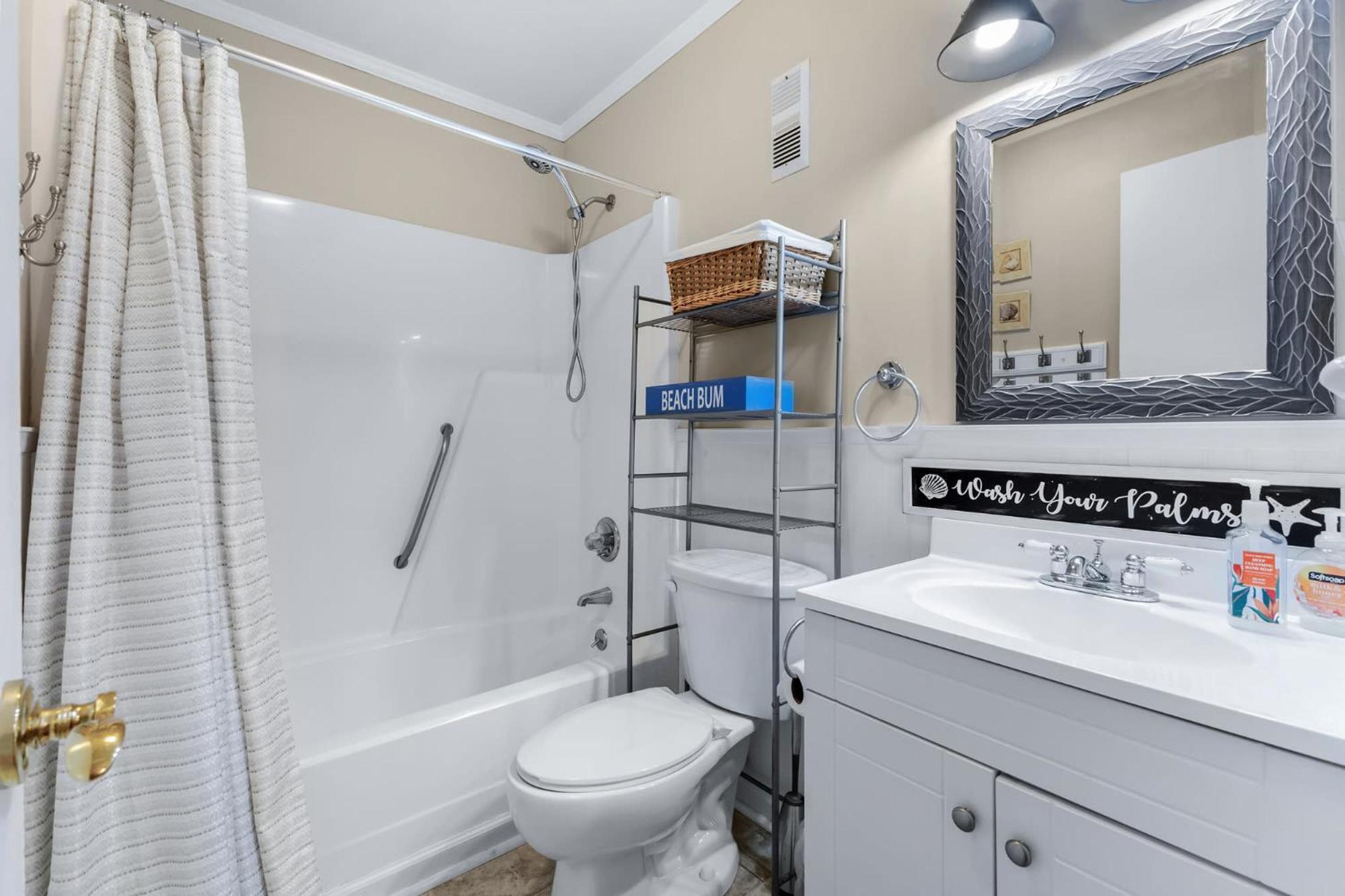 Pelican Landing Unit 330 - Ocean View Apartment *