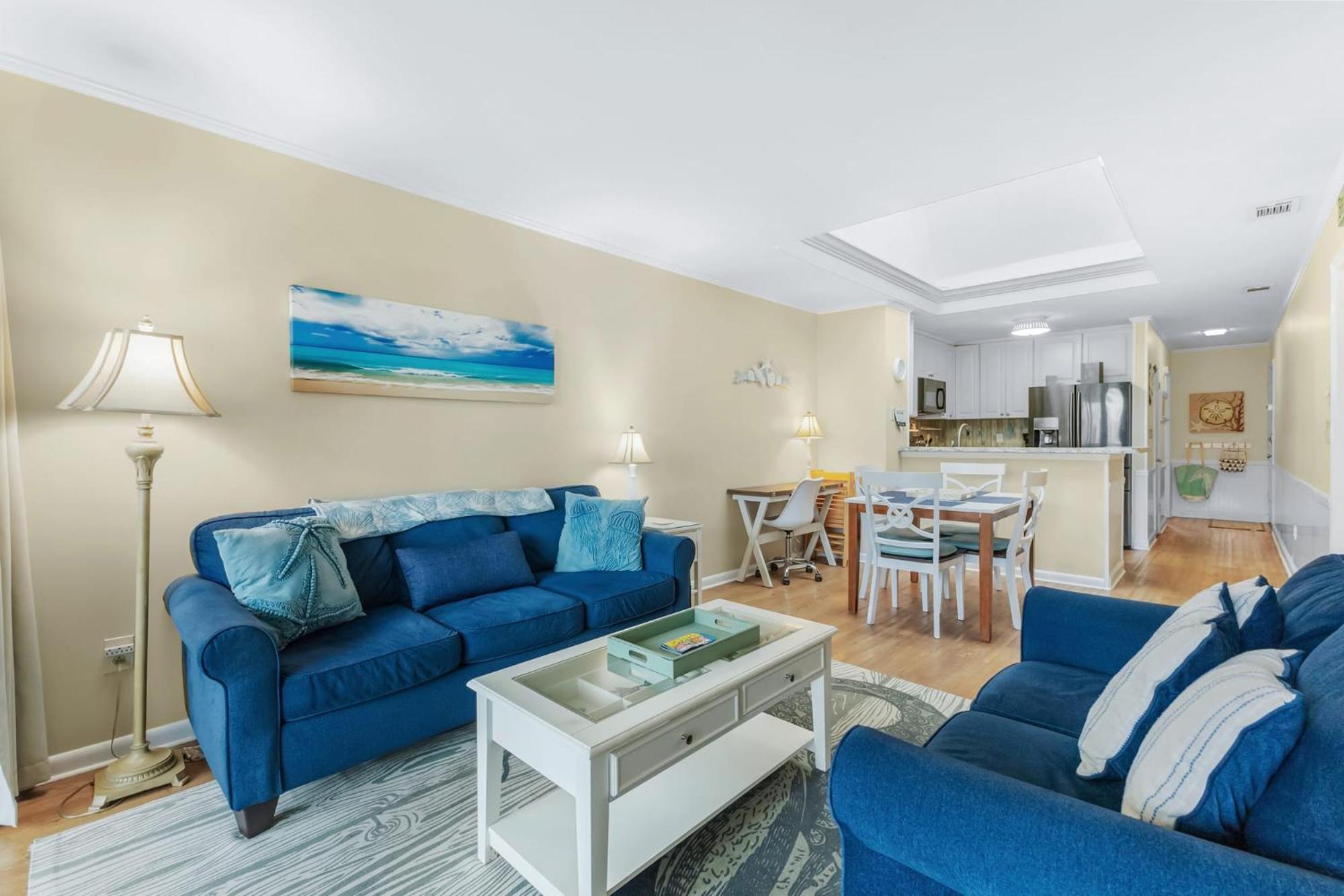 Pelican Landing Unit 330 - Ocean View Apartment *