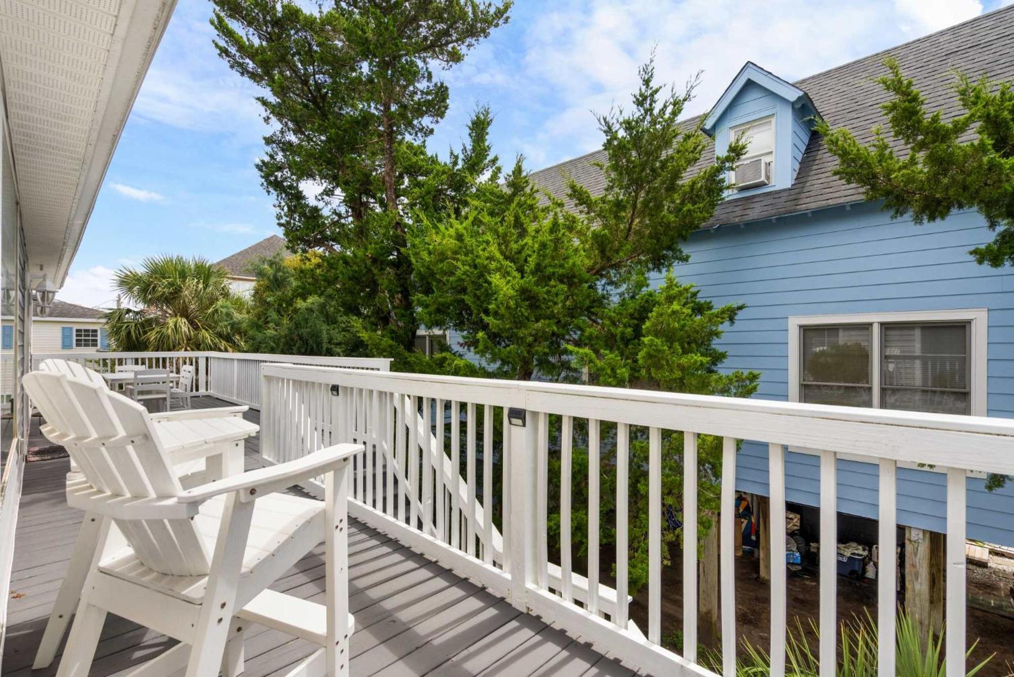 House With Pool - North Myrtle