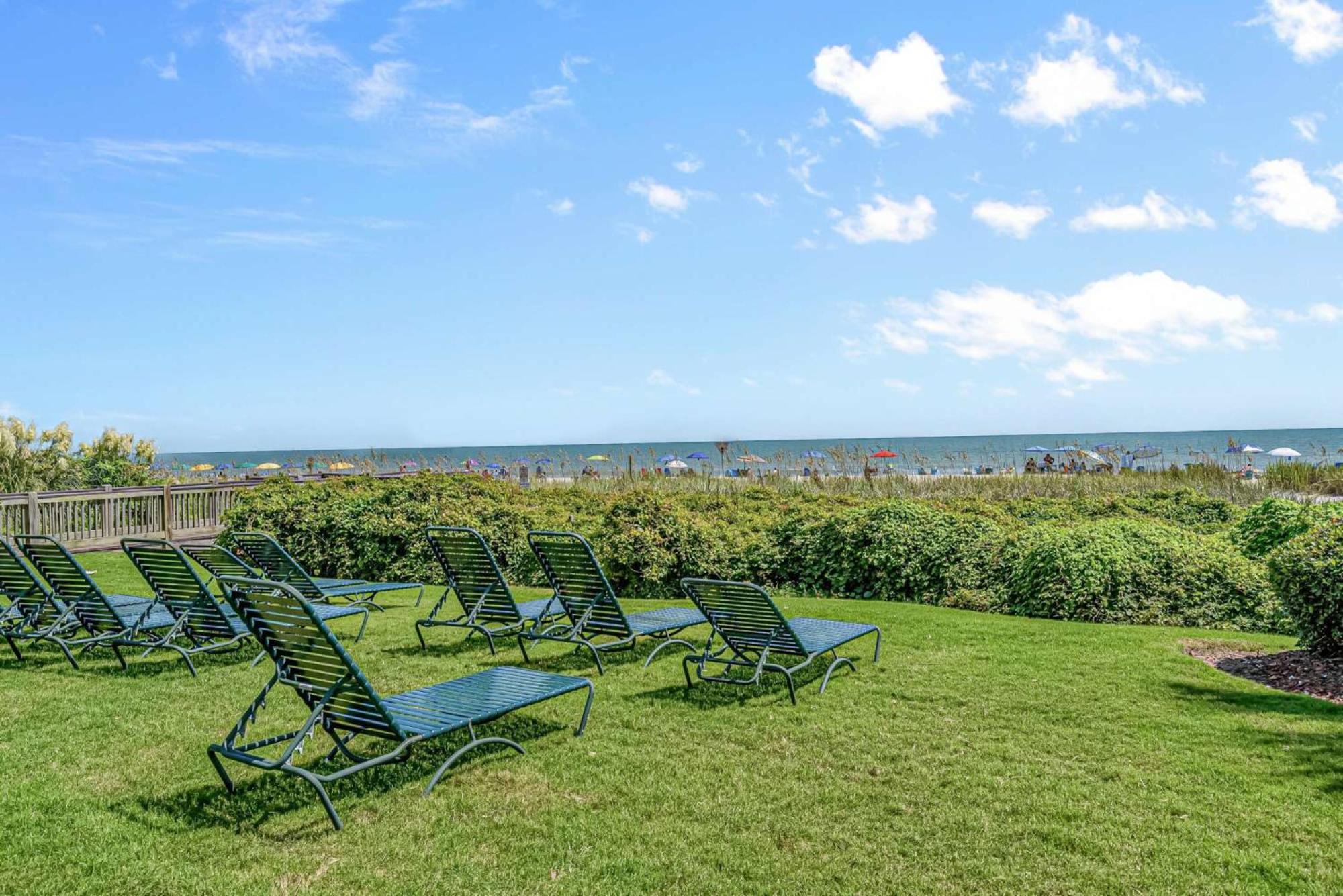 Palms Unit 1004 - Oceanfront Apartment