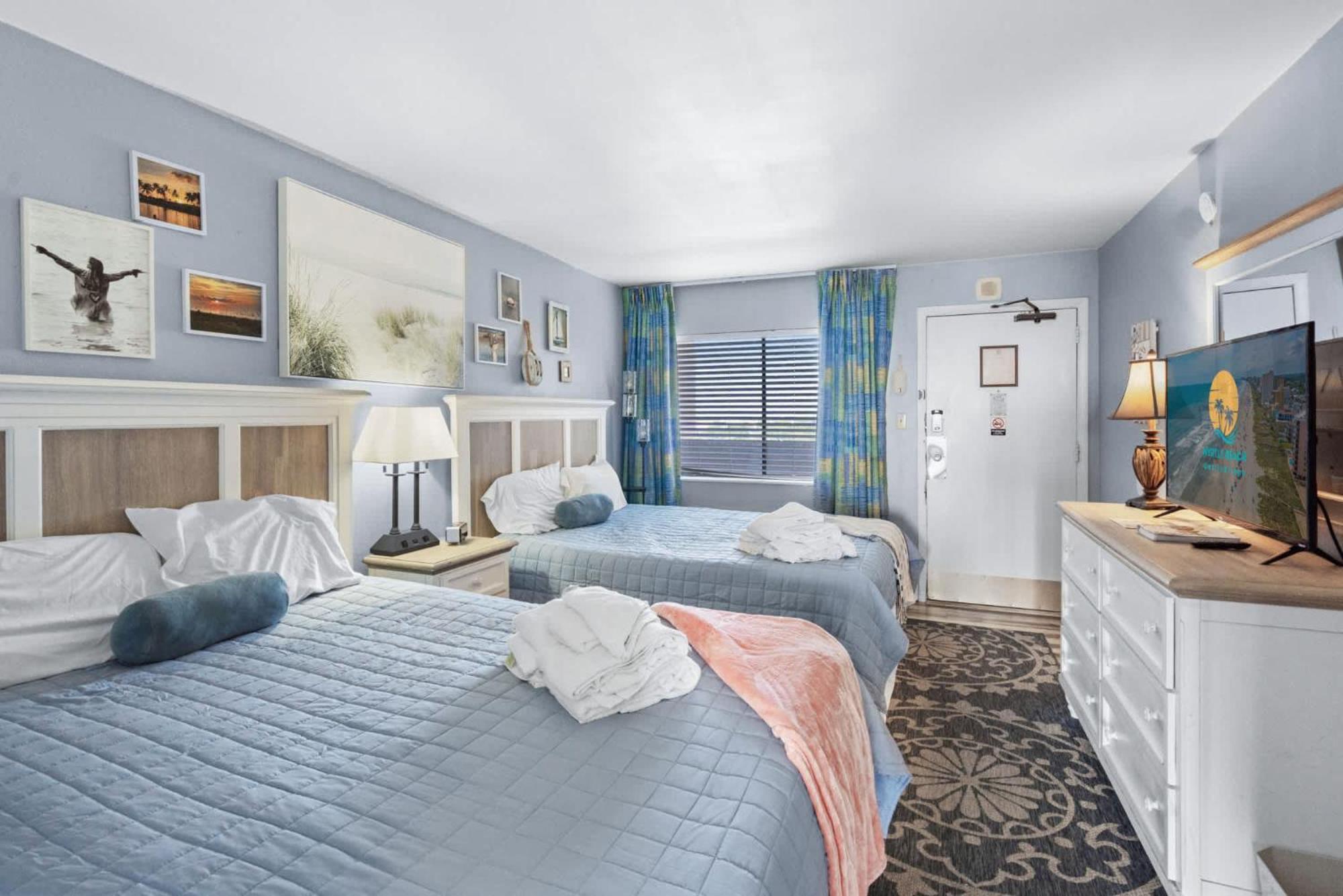 Palms Unit 1004 - Oceanfront *