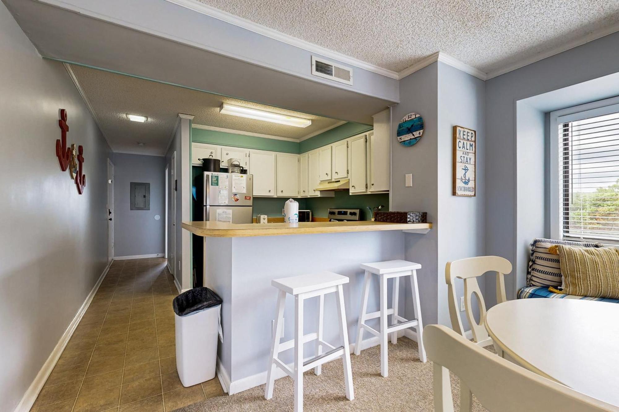 Apartment Tilghman & Racquet 214