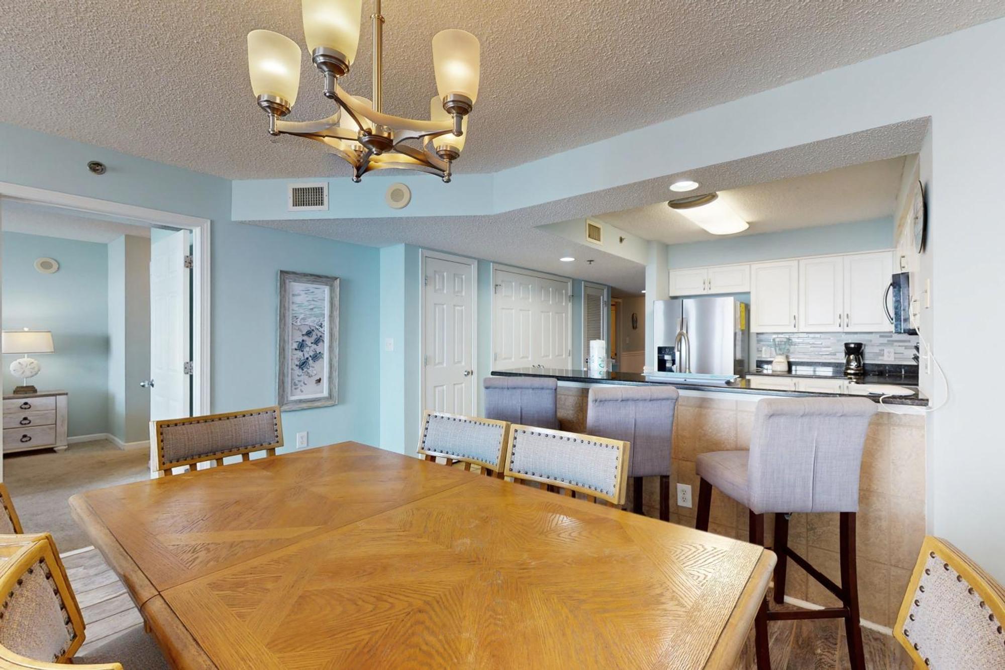 Apartment Crescent Shores S-1010